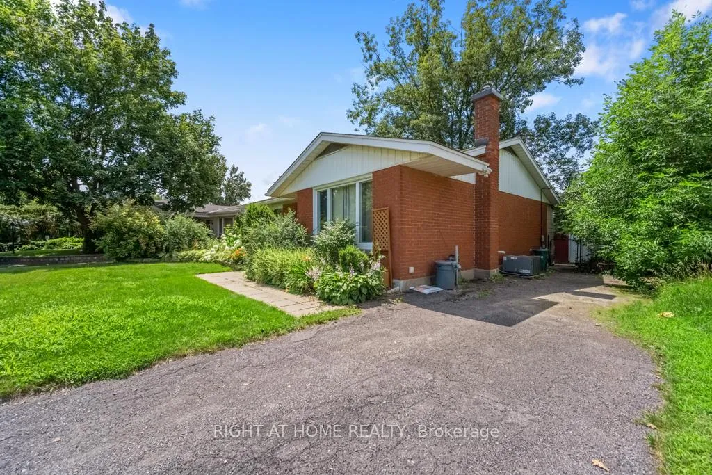Photo 2 of Unit Unit B, 1252 Tompkins Street, Ottawa, Queensway Terrace South/Ridgeview — HOMEH