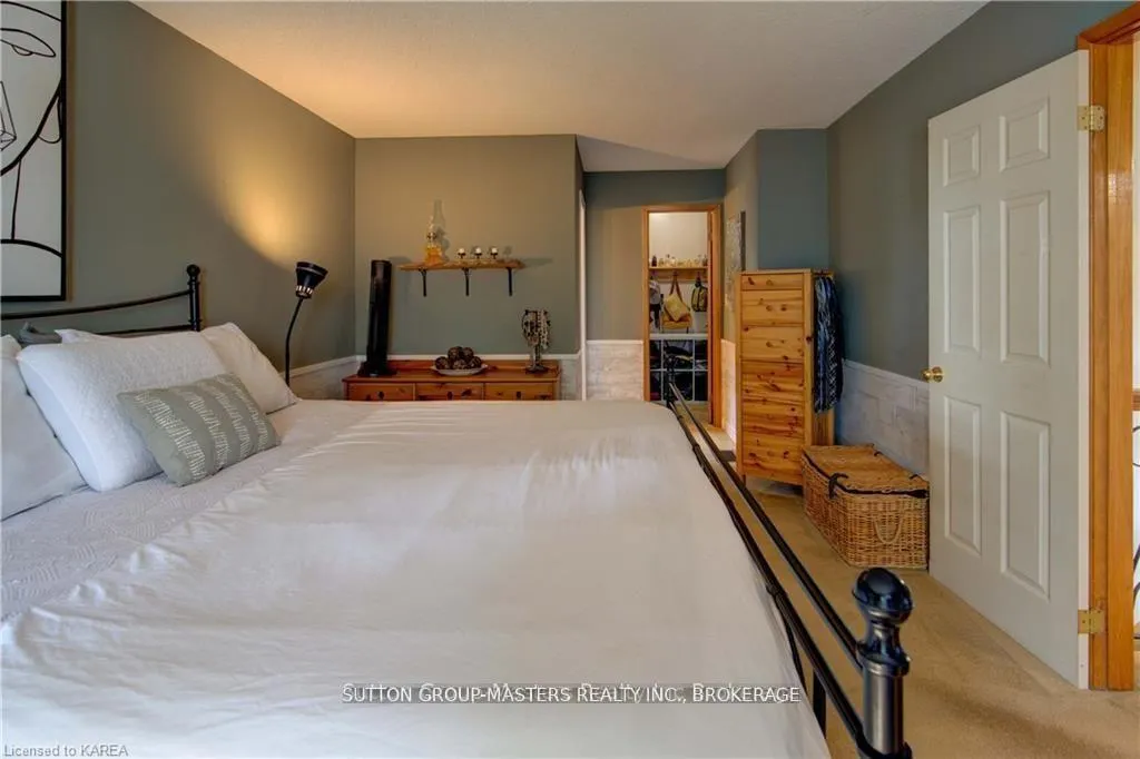 Photo 25 of 1058 Pembridge Crescent, Kingston, North of Taylor-Kidd Blvd — HOMEH