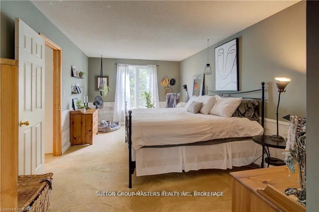 Photo 26 of 1058 Pembridge Crescent, Kingston, North of Taylor-Kidd Blvd — HOMEH