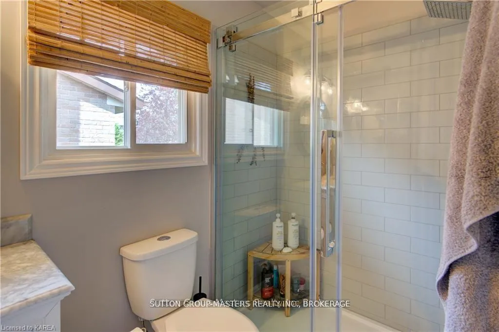 Photo 29 of 1058 Pembridge Crescent, Kingston, North of Taylor-Kidd Blvd — HOMEH