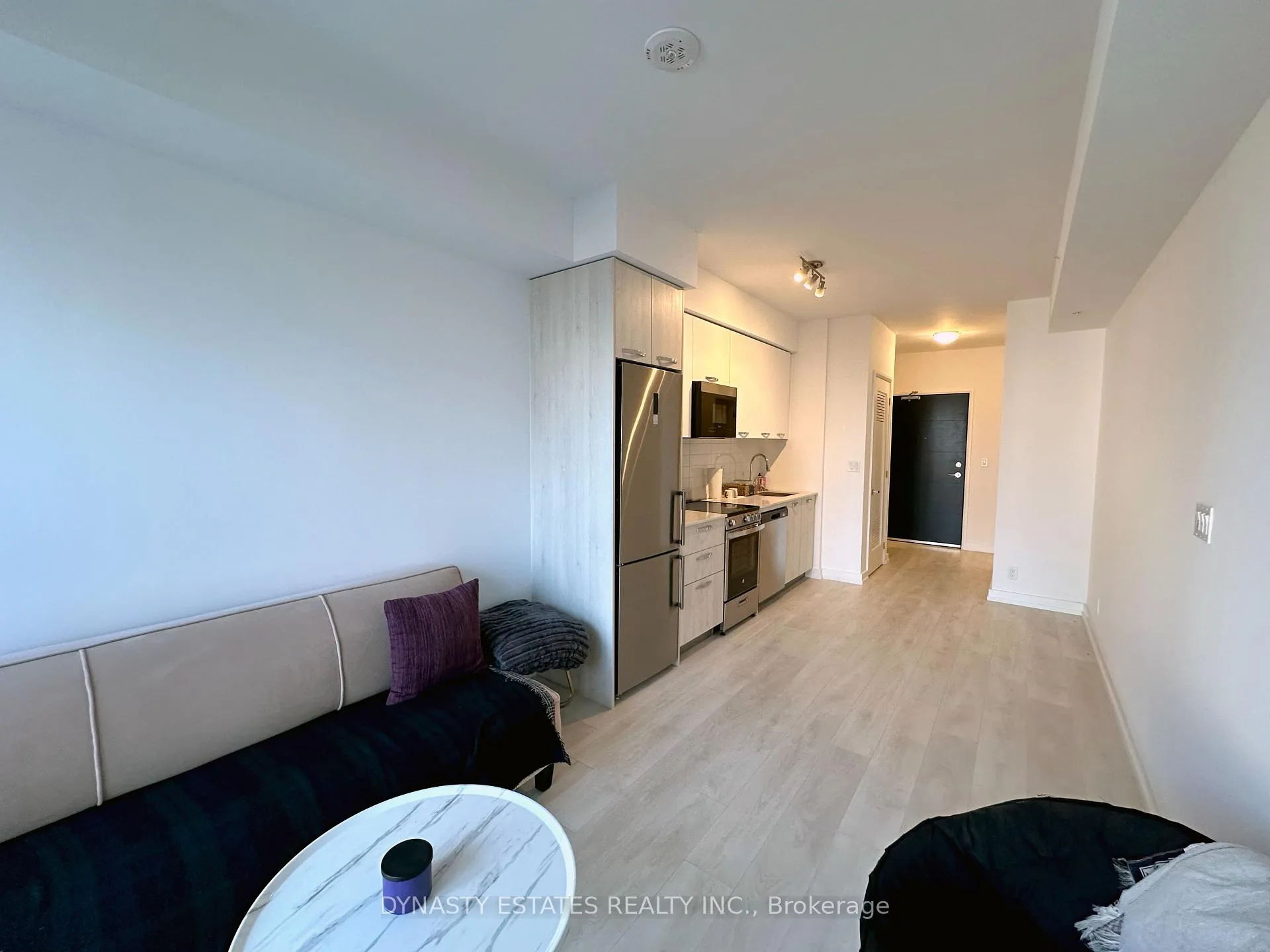Photo 9 of Unit 808, 75 James Street S, Hamilton, Corktown — HOMEH