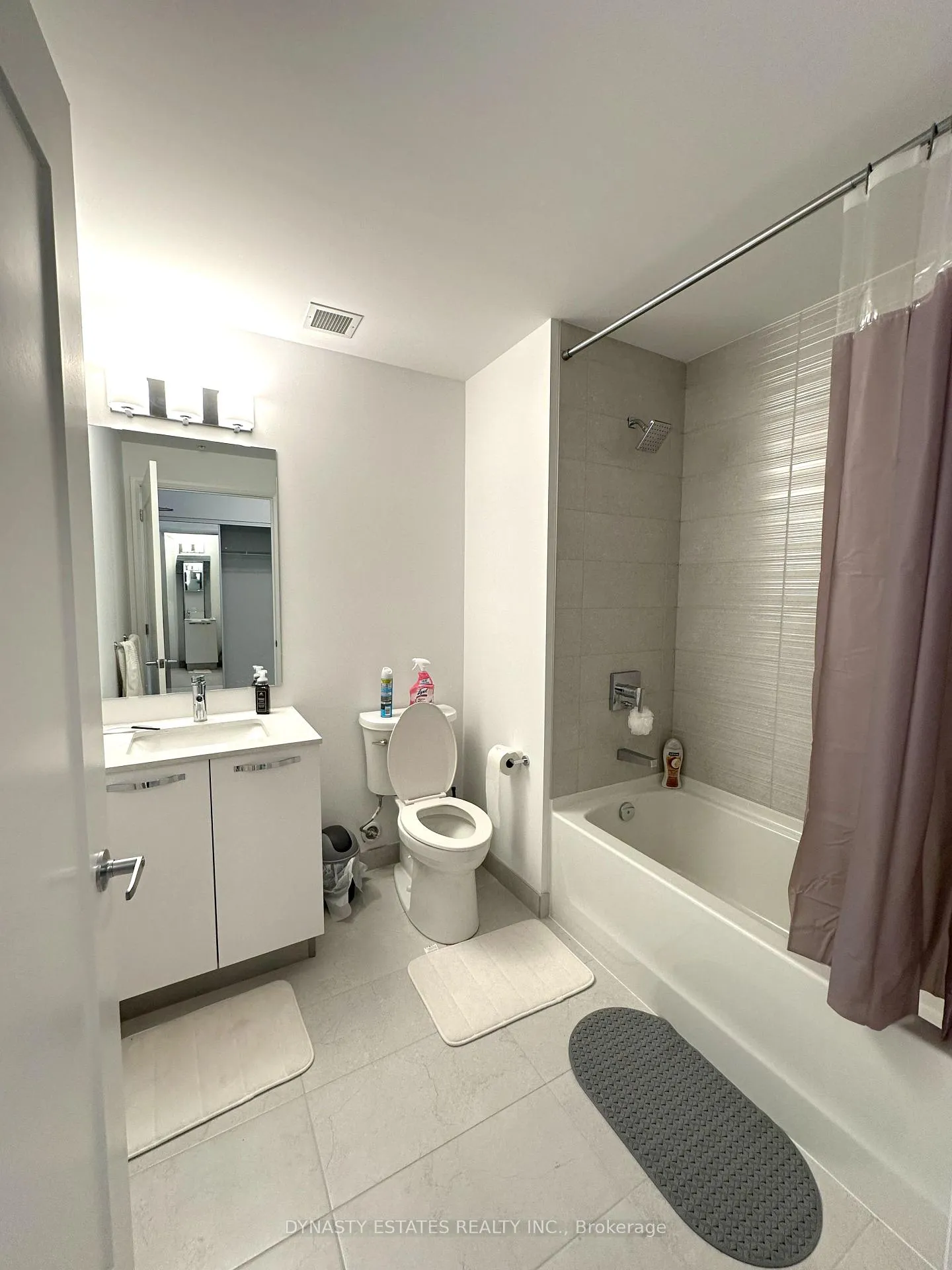 Photo 11 of Unit 808, 75 James Street S, Hamilton, Corktown — HOMEH