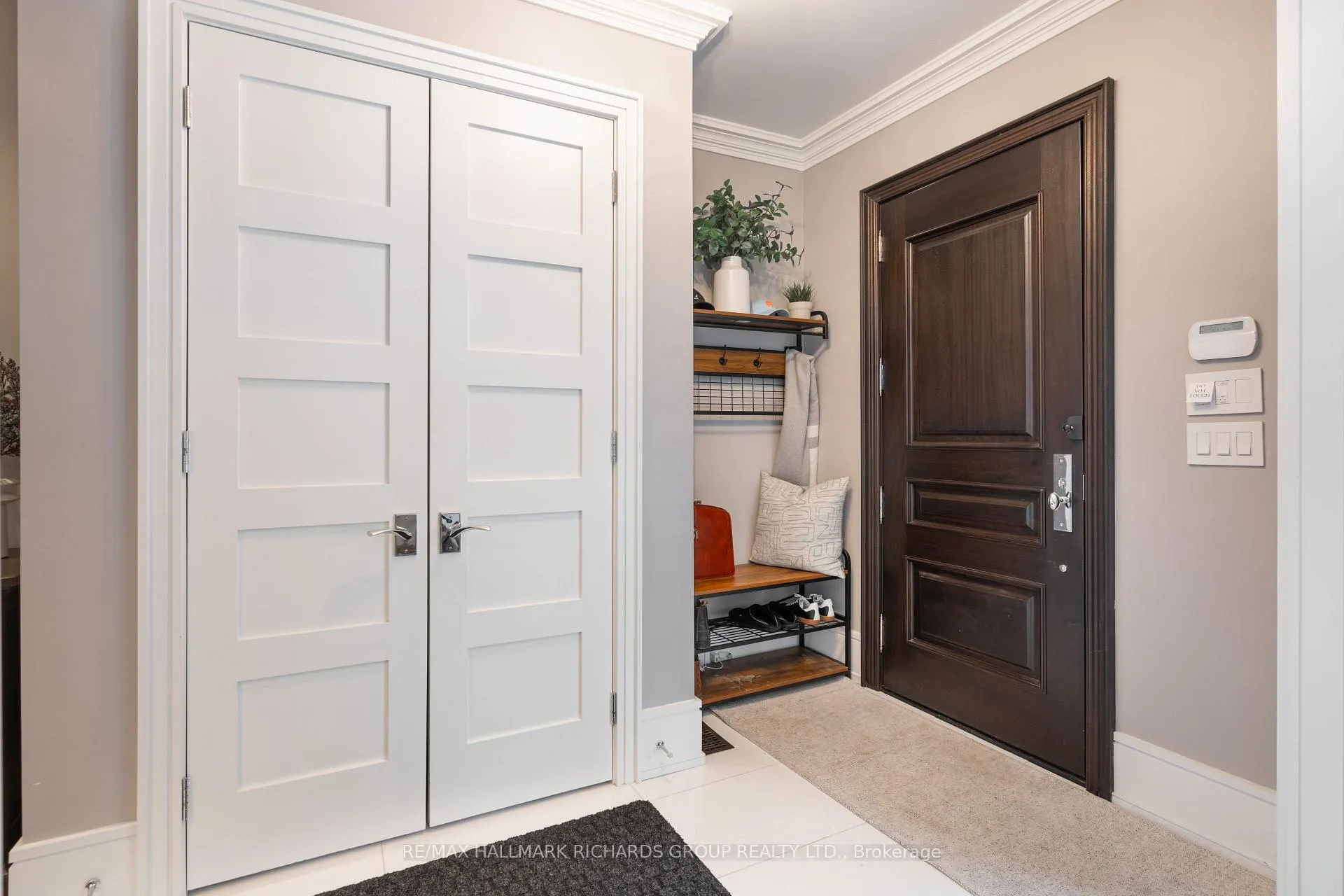 Photo 3 of 77 Randolph Road, Toronto, Leaside — HOMEH