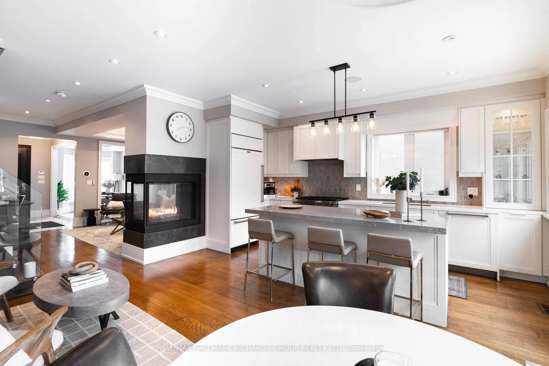 Photo 12 of 77 Randolph Road, Toronto, Leaside — HOMEH