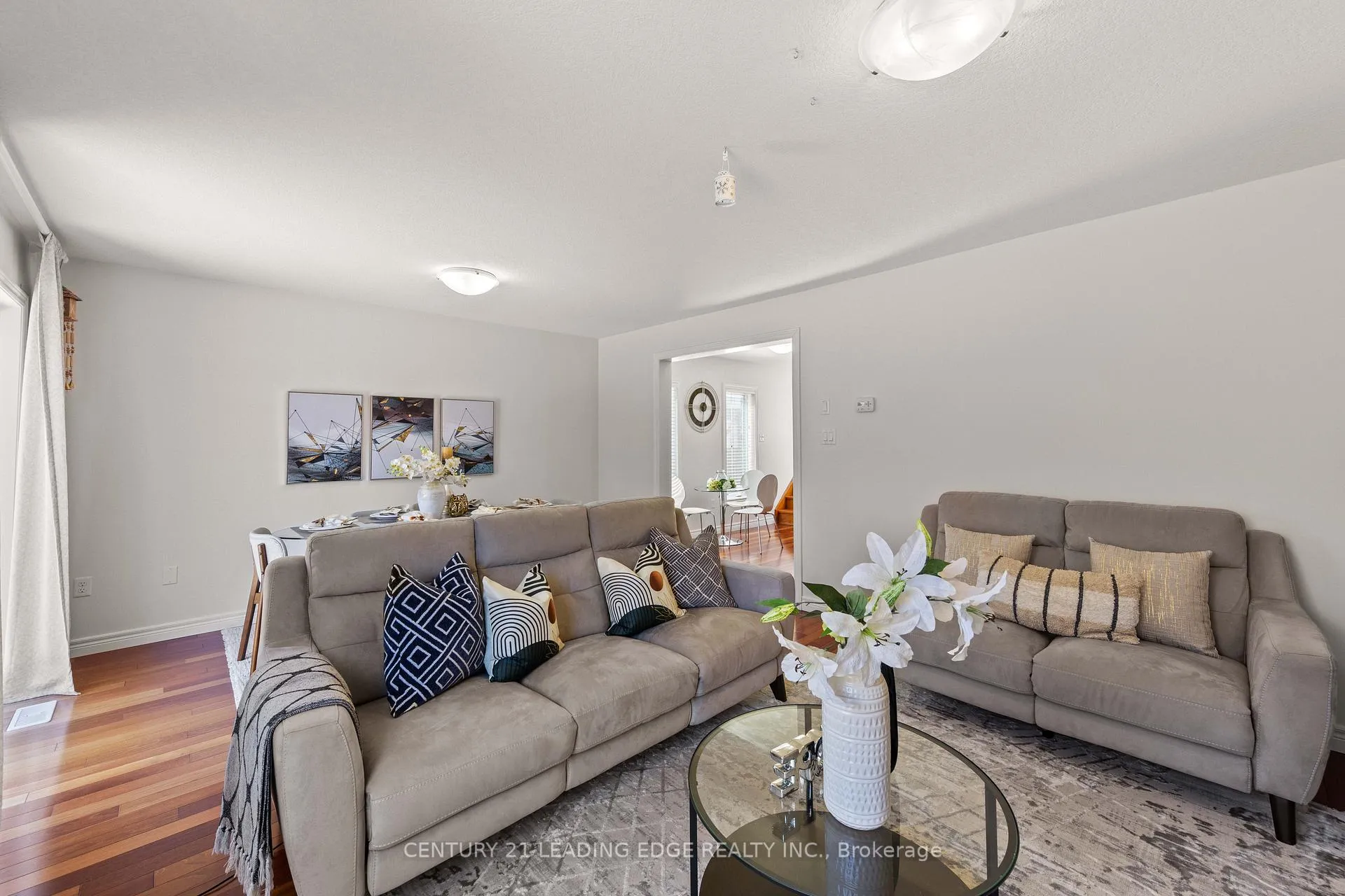 Photo 33 of 47 Oakes Crescent, Guelph, Grange Road — HOMEH