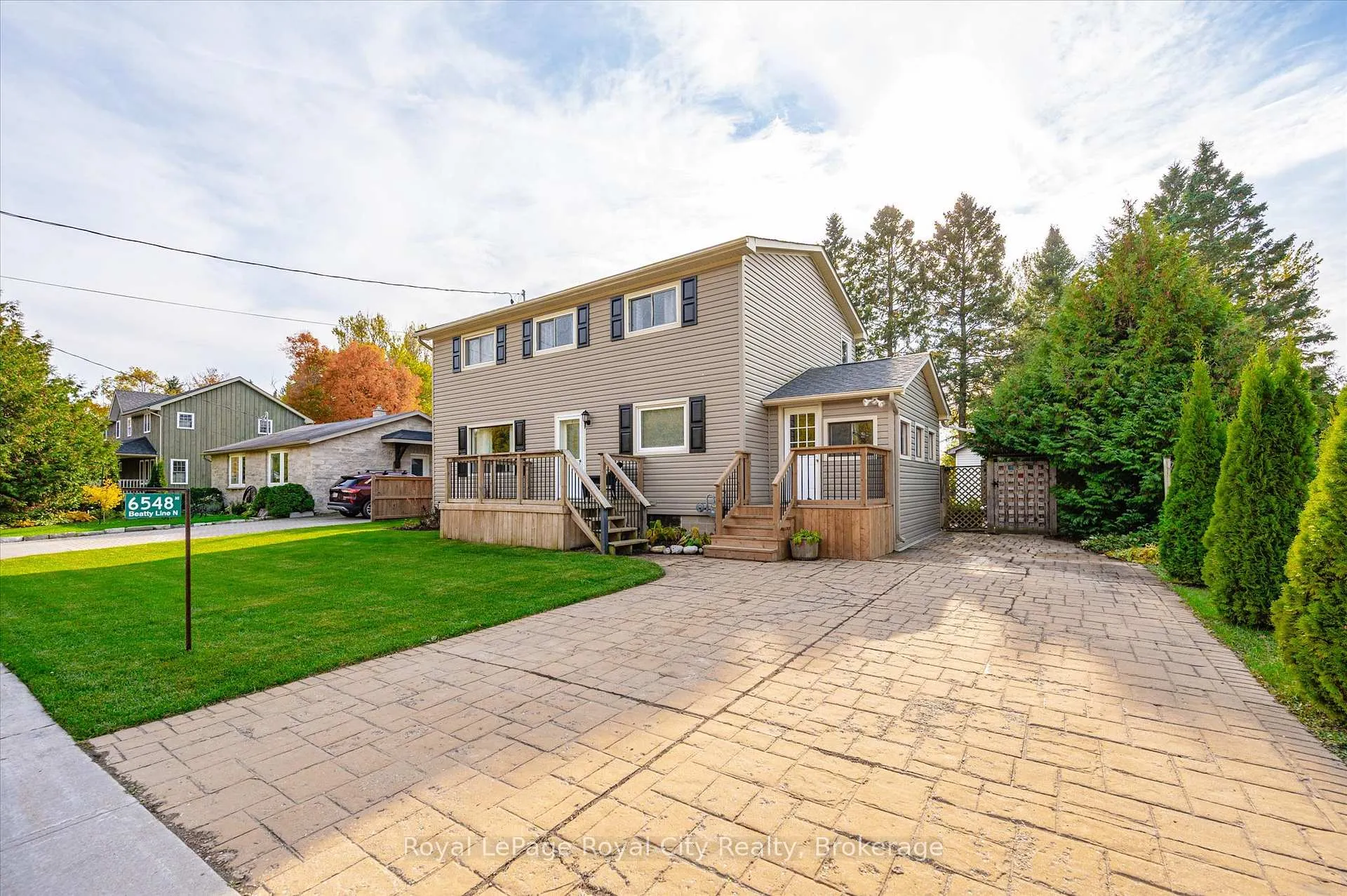 Photo 2 of 6548 Beatty Line N, Centre Wellington, Fergus — HOMEH