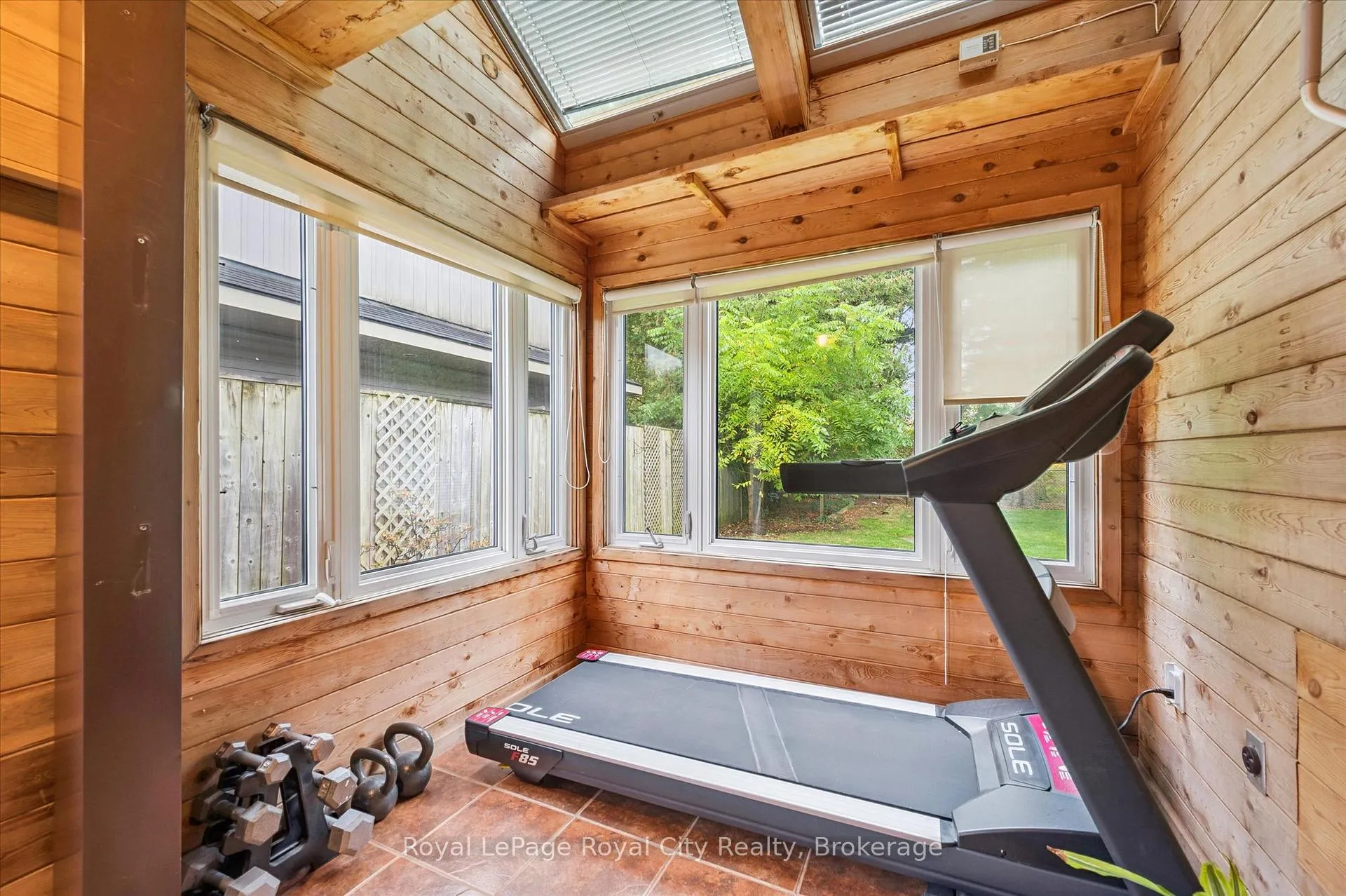Photo 14 of 6548 Beatty Line N, Centre Wellington, Fergus — HOMEH