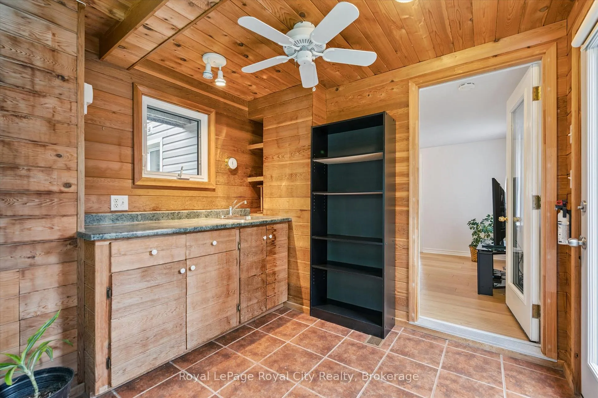 Photo 15 of 6548 Beatty Line N, Centre Wellington, Fergus — HOMEH