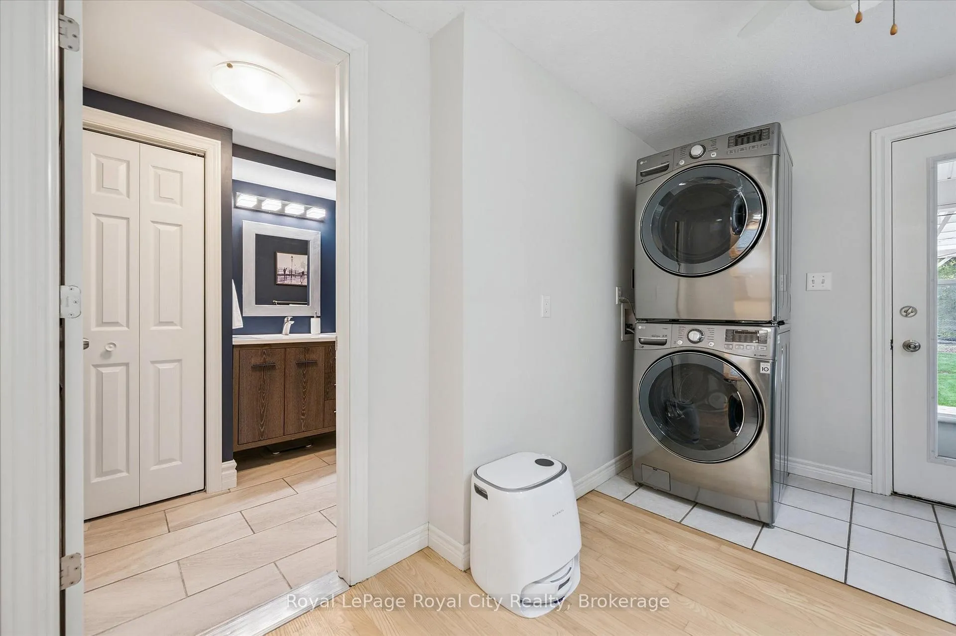 Photo 19 of 6548 Beatty Line N, Centre Wellington, Fergus — HOMEH