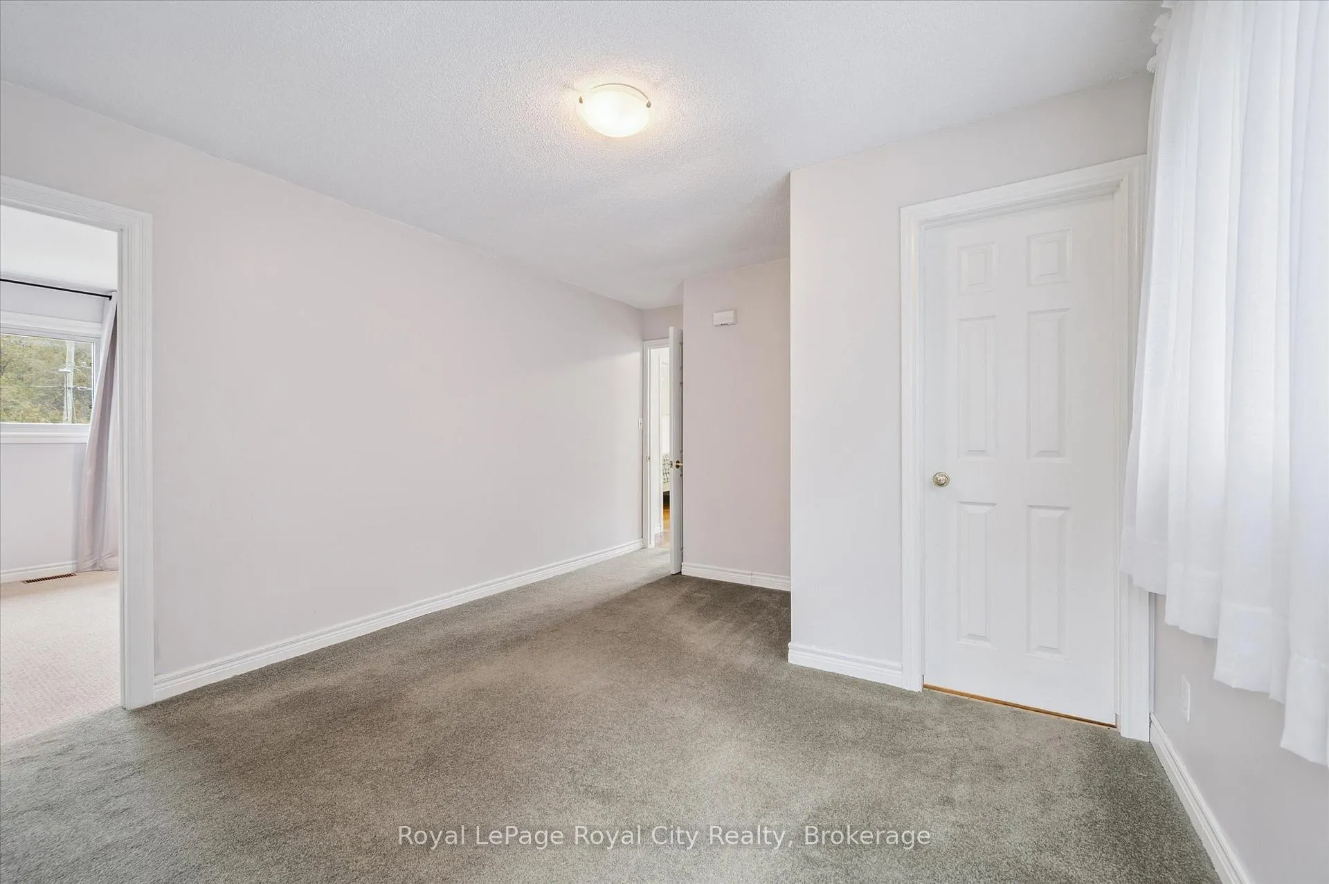 Photo 22 of 6548 Beatty Line N, Centre Wellington, Fergus — HOMEH