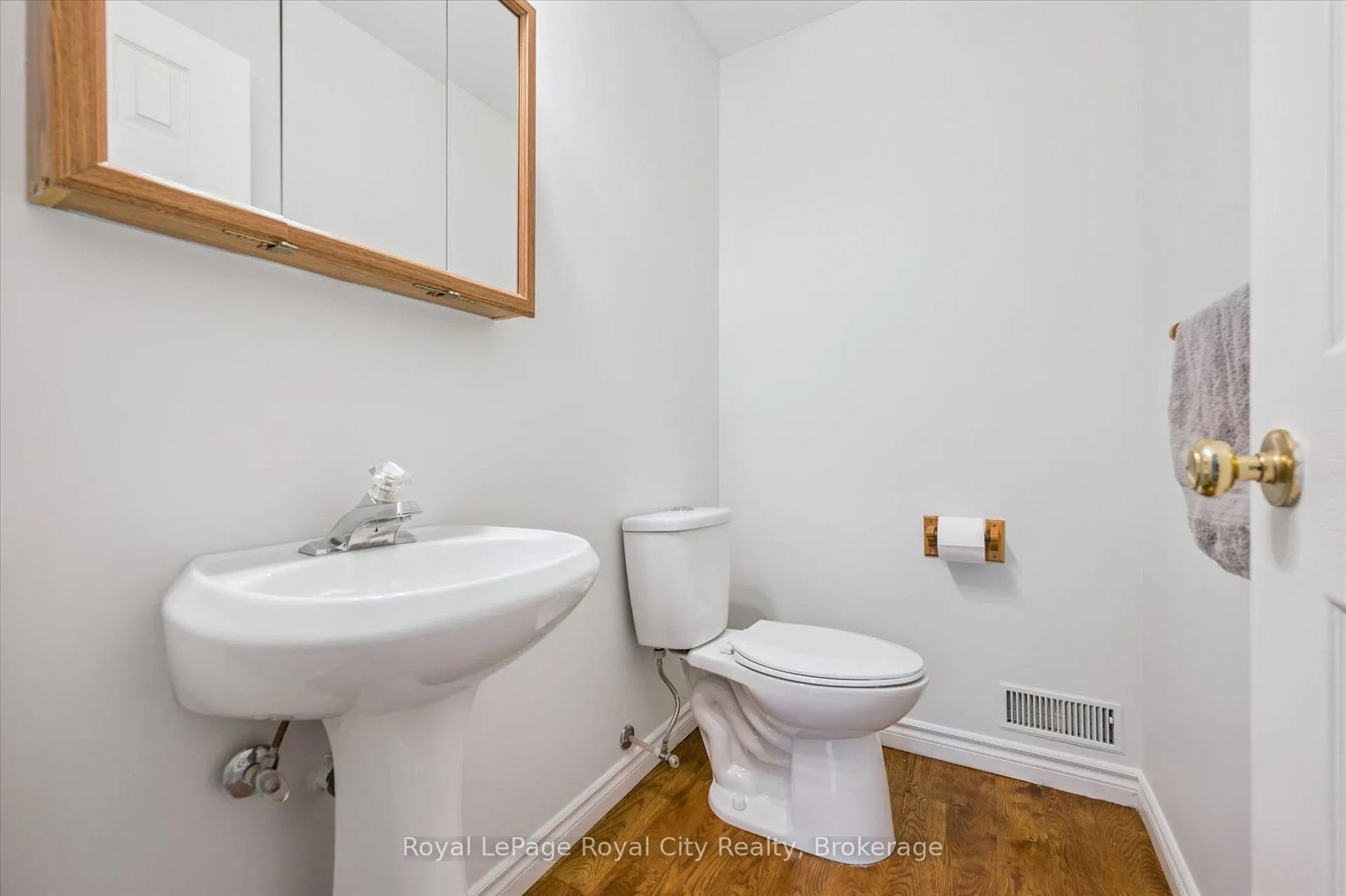Photo 31 of 6548 Beatty Line N, Centre Wellington, Fergus — HOMEH