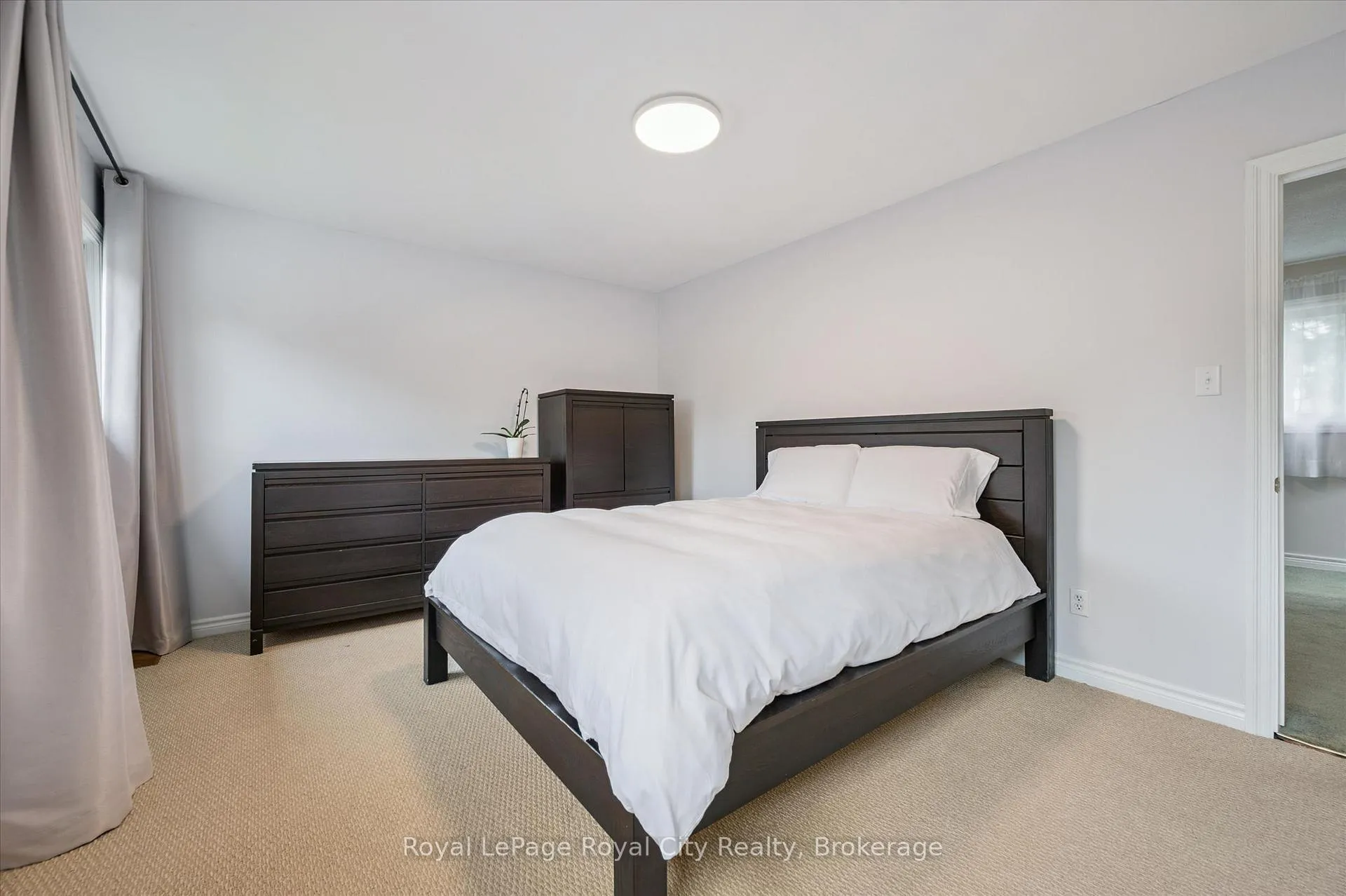 Photo 32 of 6548 Beatty Line N, Centre Wellington, Fergus — HOMEH