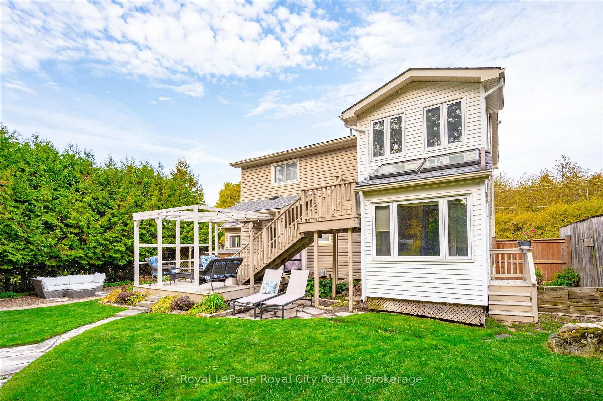 Photo 36 of 6548 Beatty Line N, Centre Wellington, Fergus — HOMEH