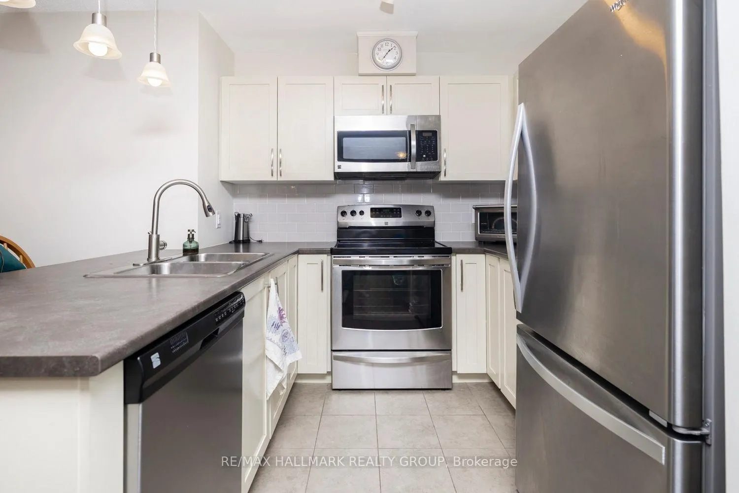 Photo 11 of Unit 309, 141 Potts Private, Ottawa, Notting Hill/Summerside — HOMEH