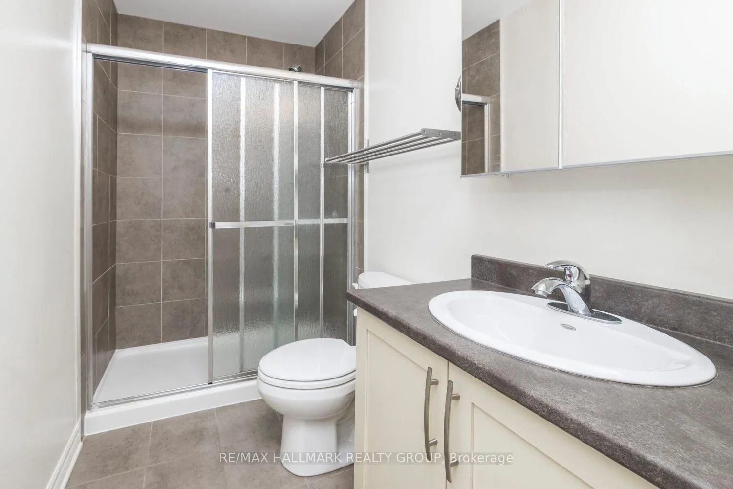 Photo 14 of Unit 309, 141 Potts Private, Ottawa, Notting Hill/Summerside — HOMEH