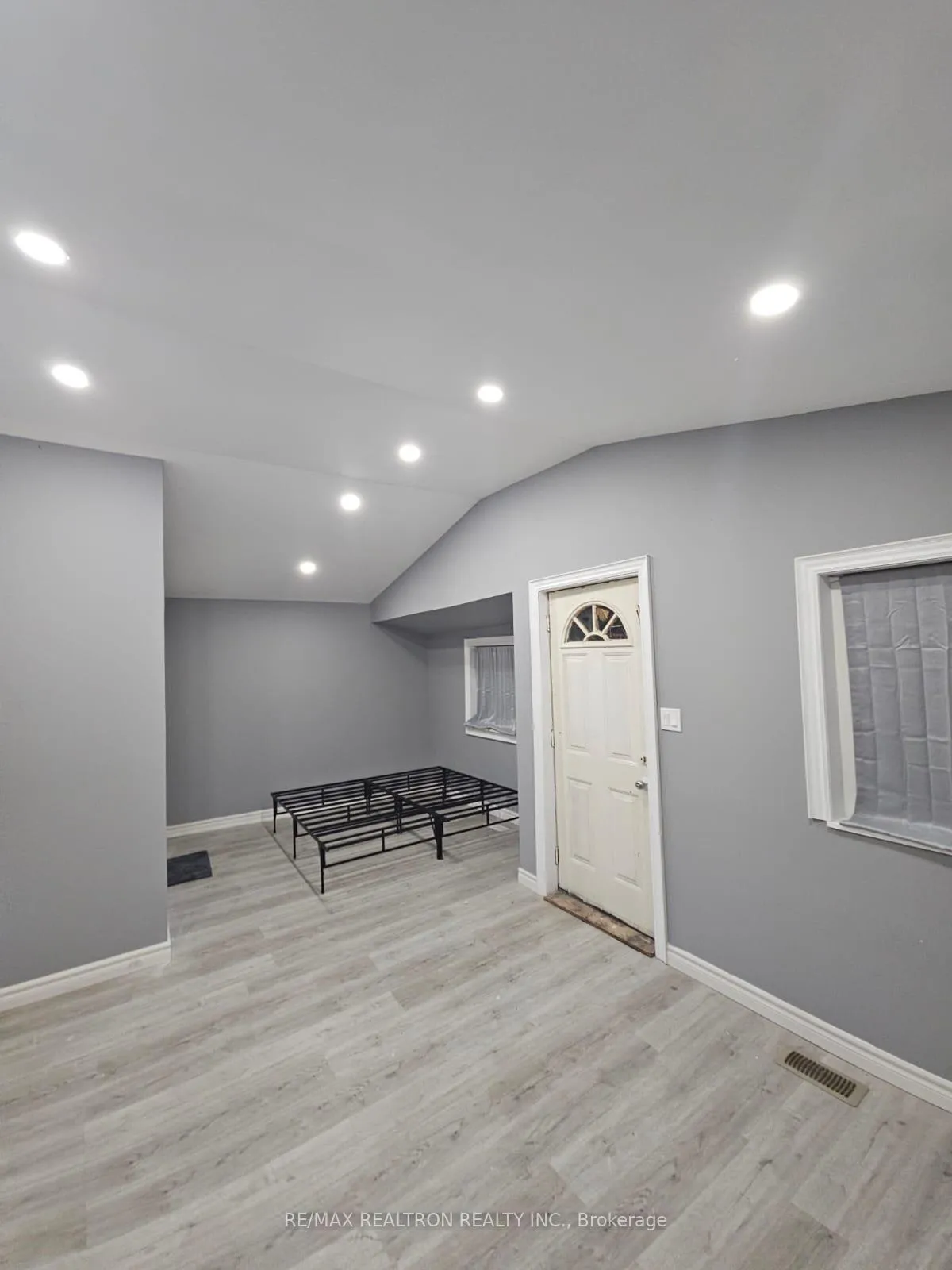 Photo 13 of 38 LaFayette Avenue, Peterborough, Town Ward 3 — HOMEH