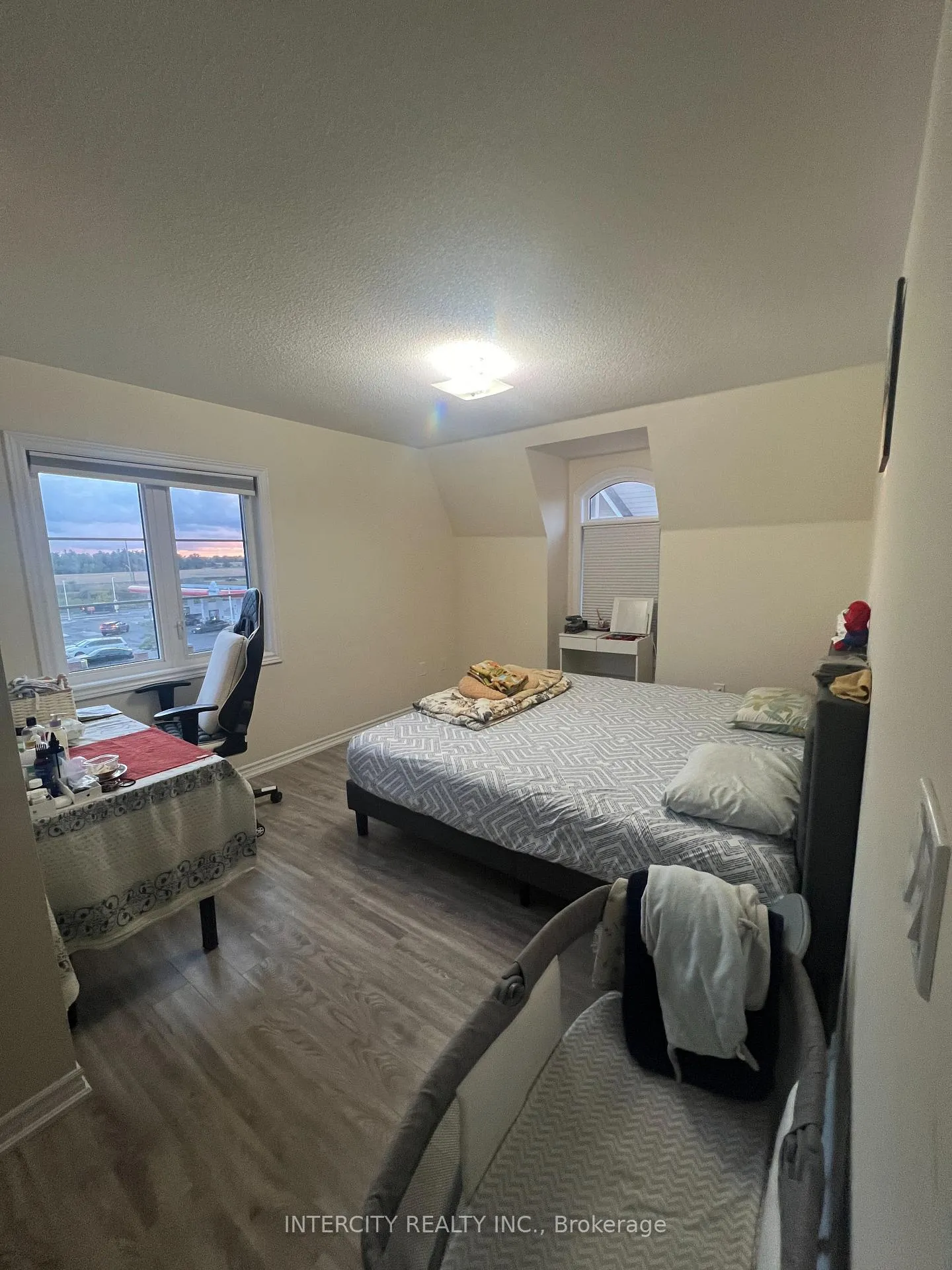 Photo 5 of Unit 100, 200 Veterans Drive E, Brampton, Northwest Brampton — HOMEH