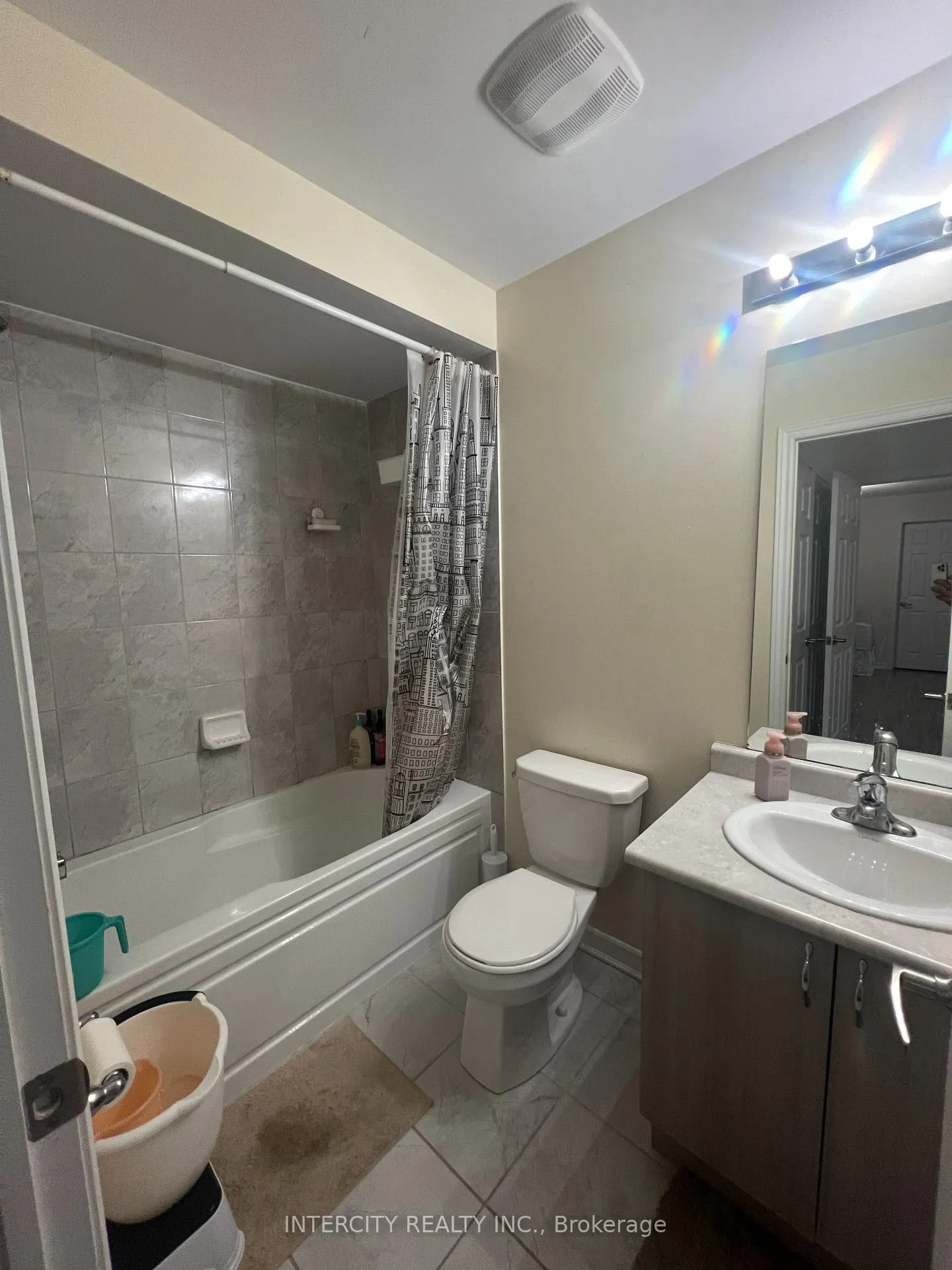 Photo 6 of Unit 100, 200 Veterans Drive E, Brampton, Northwest Brampton — HOMEH