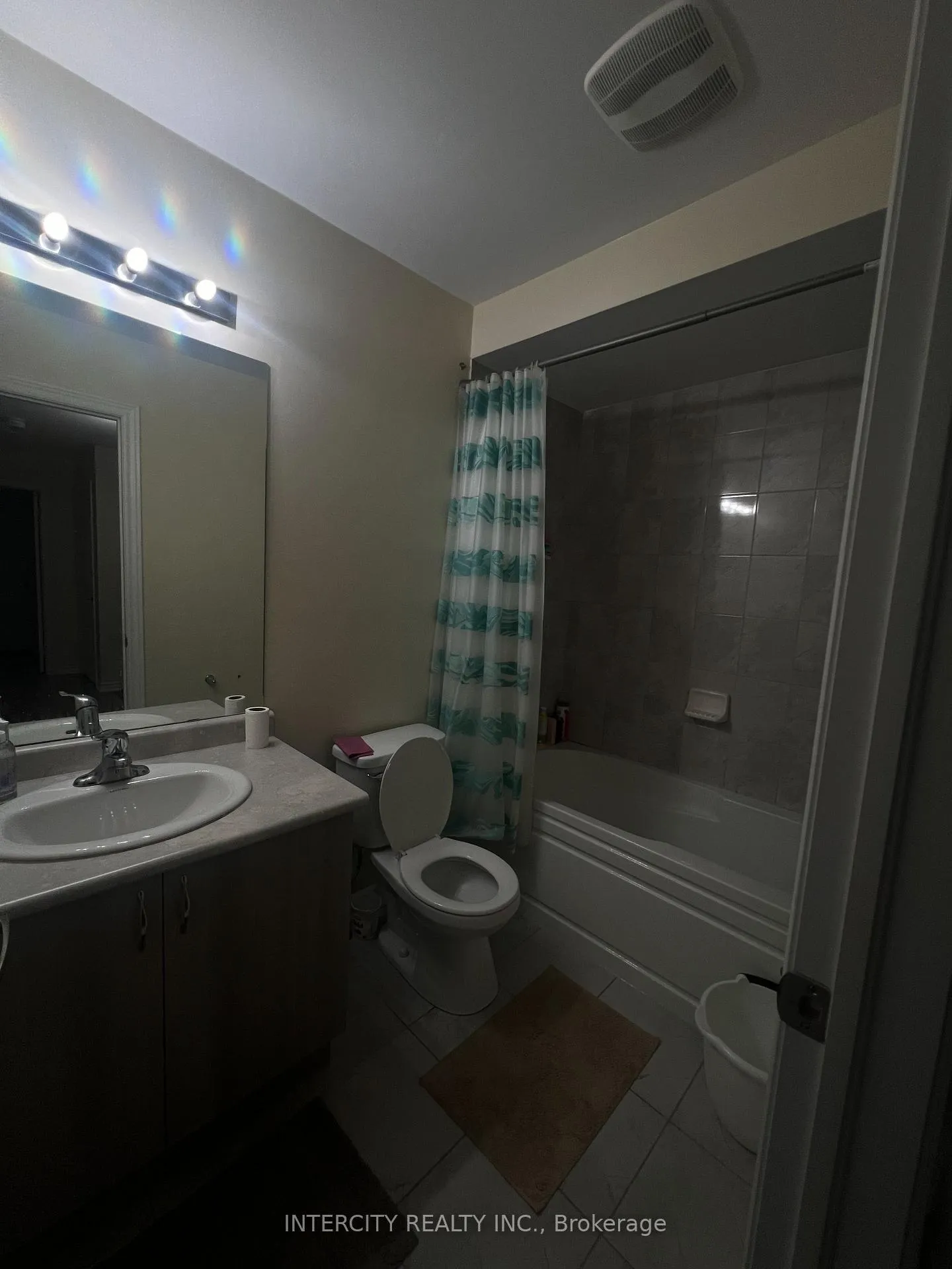 Photo 12 of Unit 100, 200 Veterans Drive E, Brampton, Northwest Brampton — HOMEH