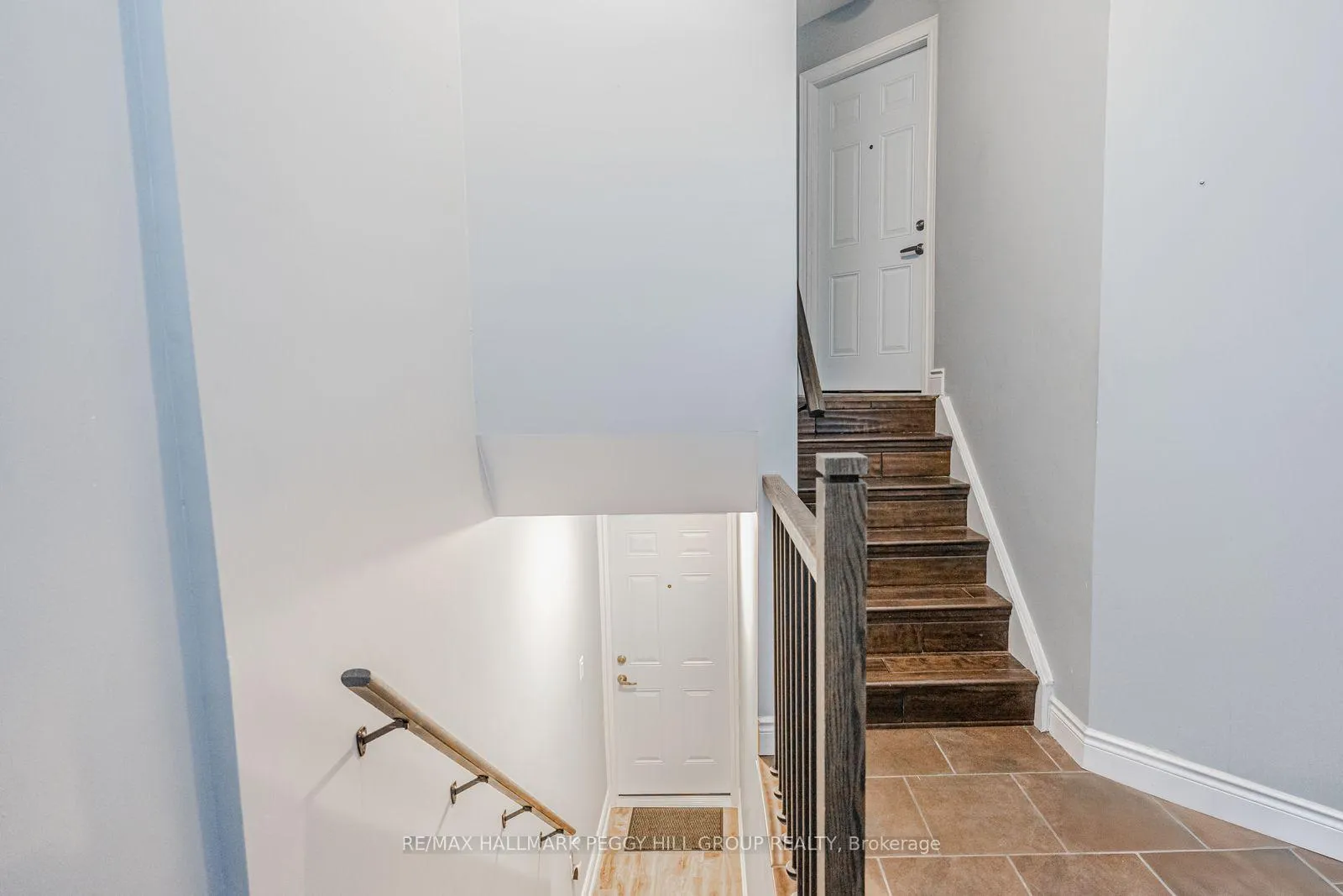 Photo 12 of 30A Hewitt Place, Barrie, Georgian Drive — HOMEH