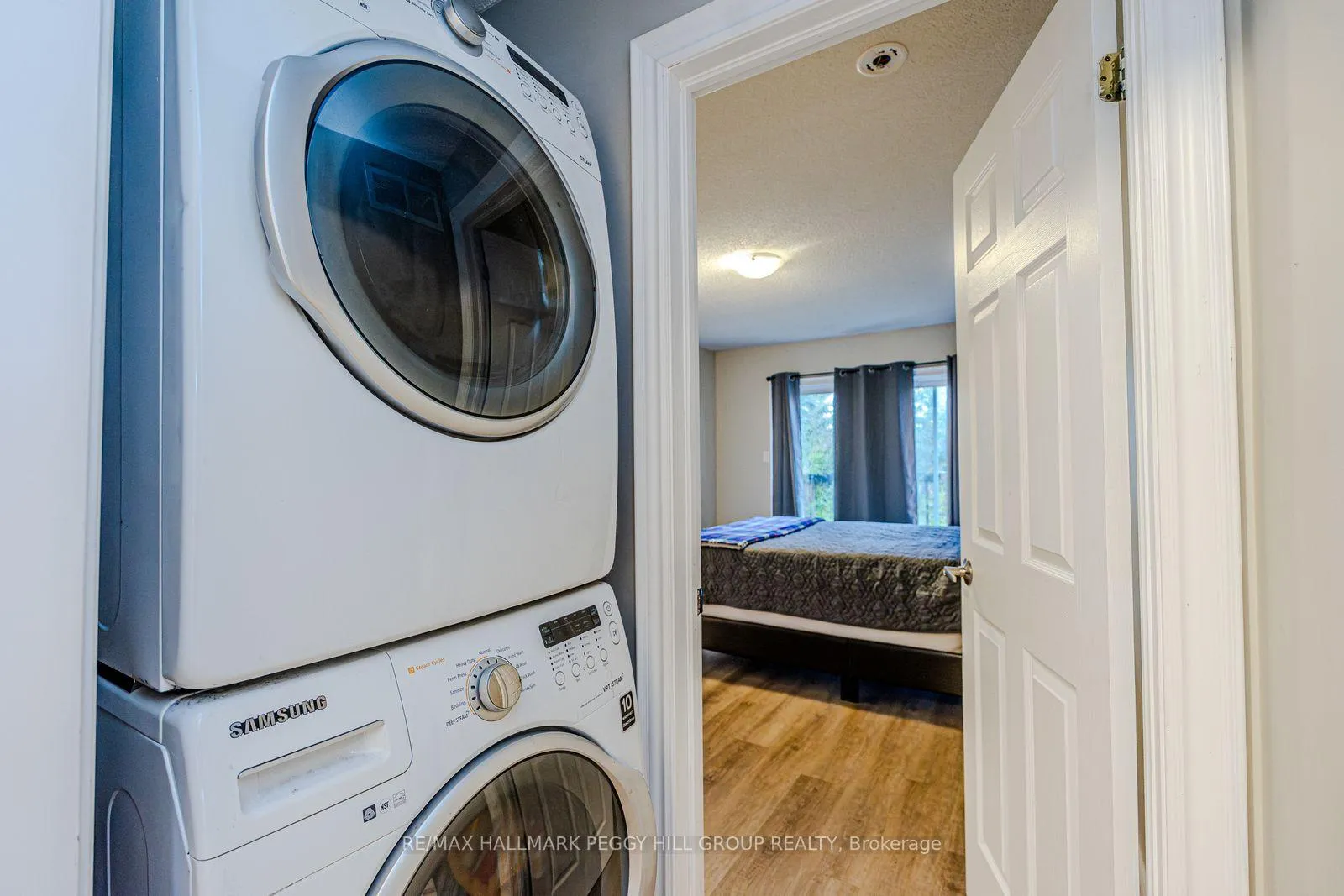 Photo 13 of 30A Hewitt Place, Barrie, Georgian Drive — HOMEH