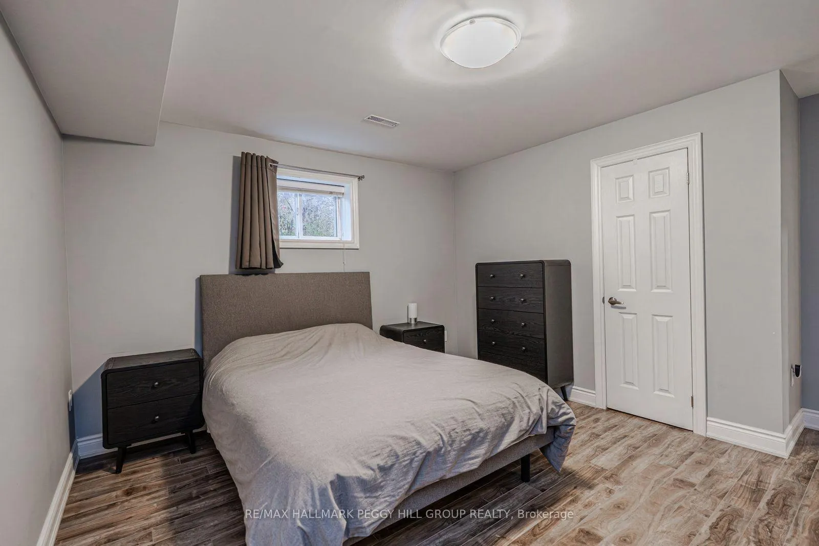 Photo 10 of 30 Hewitt Place, Barrie, Georgian Drive — HOMEH