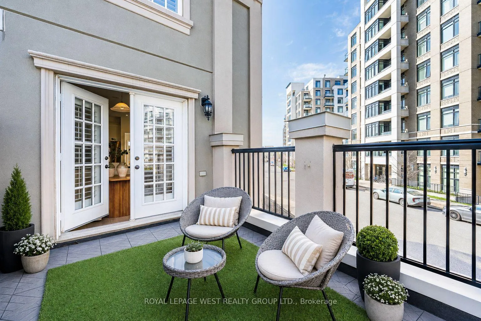 Photo 7 of 23 Mackenzie's Stand Avenue, Markham, Unionville — HOMEH