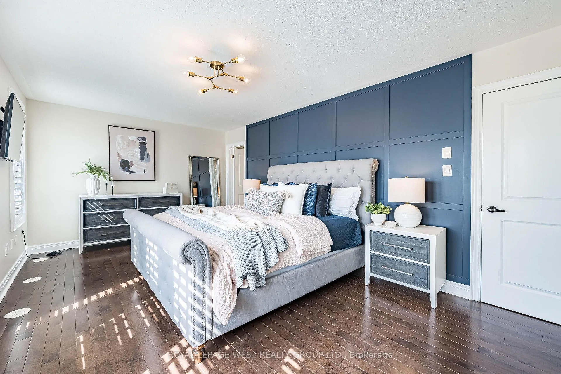 Photo 11 of 23 Mackenzie's Stand Avenue, Markham, Unionville — HOMEH