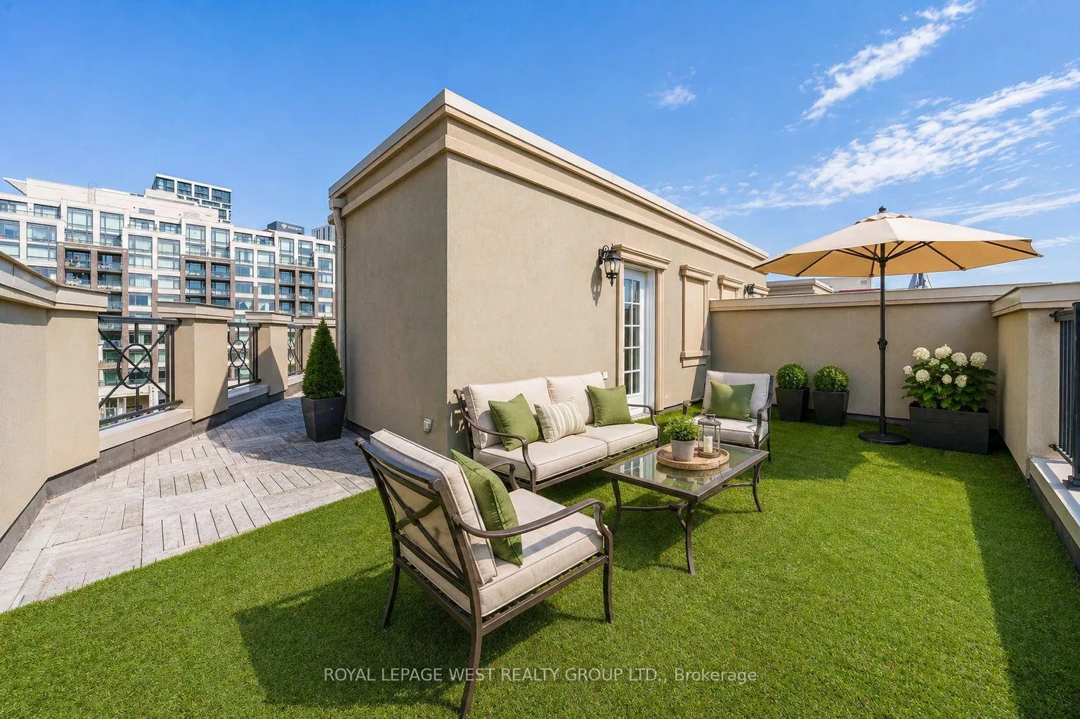 Photo 24 of 23 Mackenzie's Stand Avenue, Markham, Unionville — HOMEH