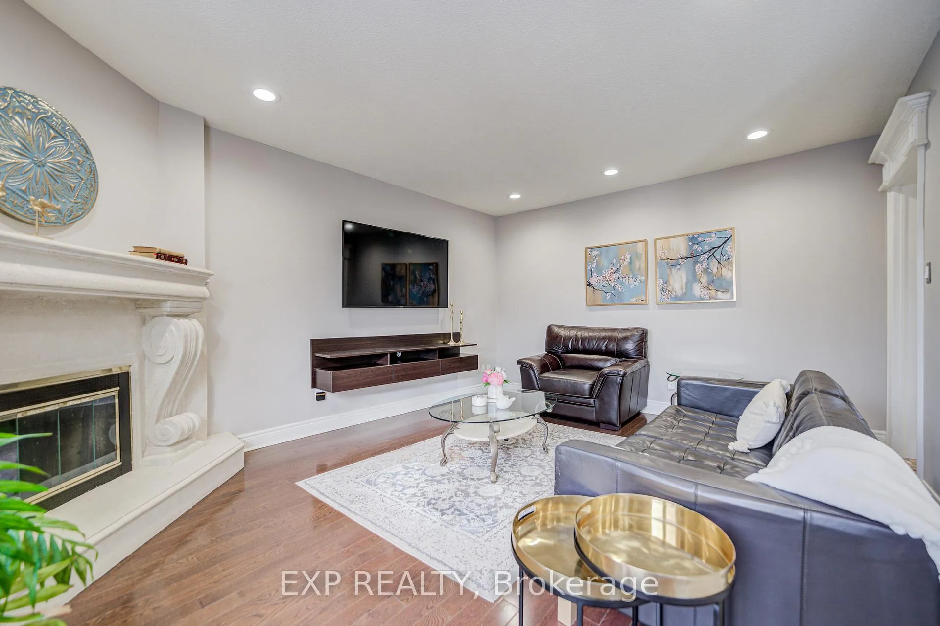 Photo 11 of 372 Greenock Drive, Vaughan, Maple — HOMEH
