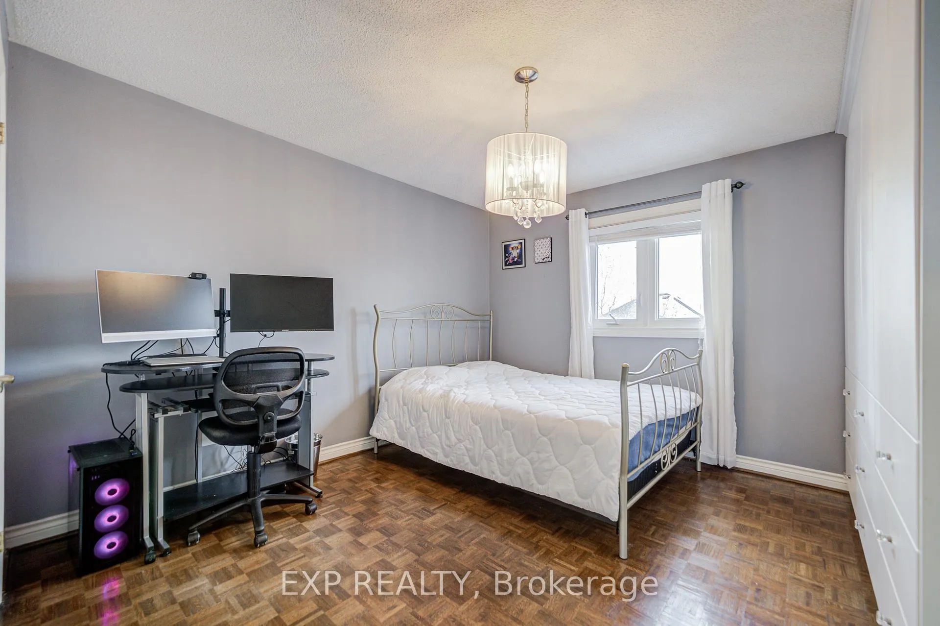Photo 30 of 372 Greenock Drive, Vaughan, Maple — HOMEH