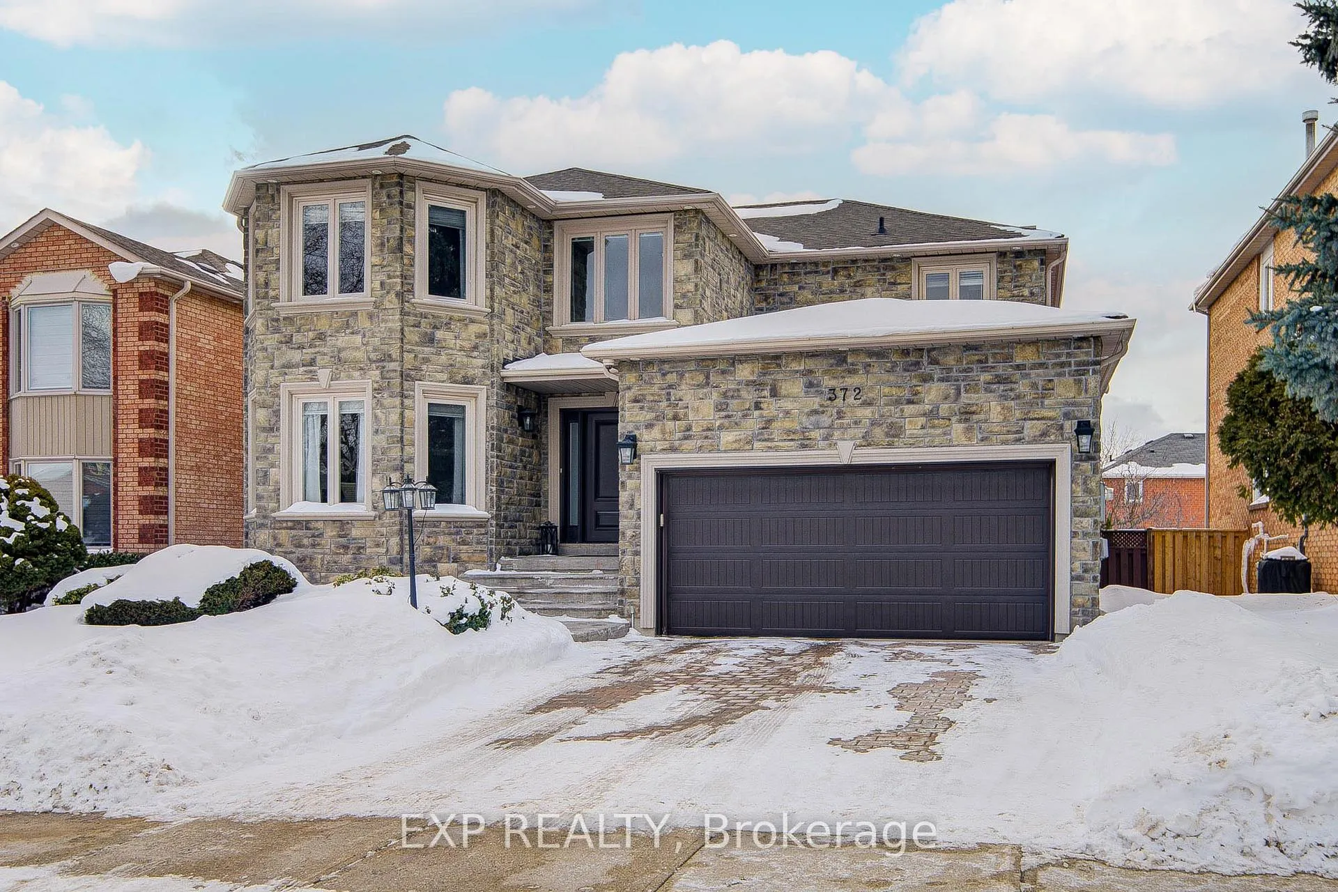 Photo 46 of 372 Greenock Drive, Vaughan, Maple — HOMEH