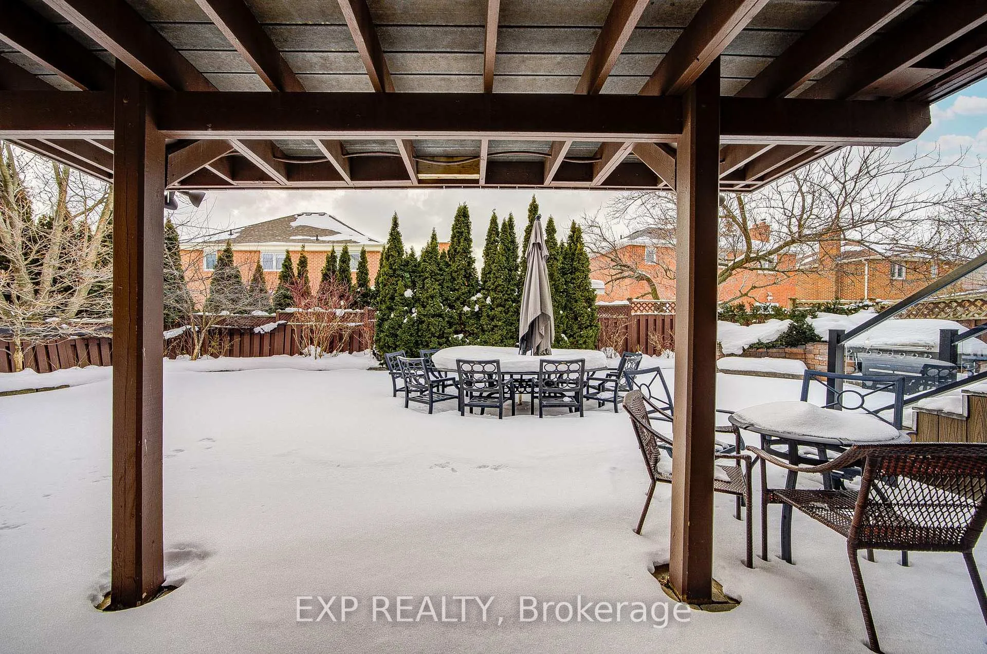 Photo 47 of 372 Greenock Drive, Vaughan, Maple — HOMEH
