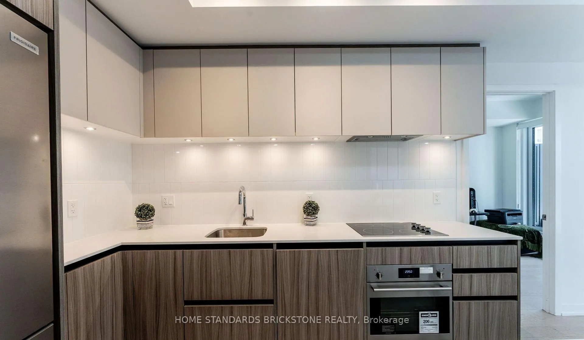 Photo 4 of Unit B-431, 7950 Bathurst Street, Vaughan, Beverley Glen — HOMEH