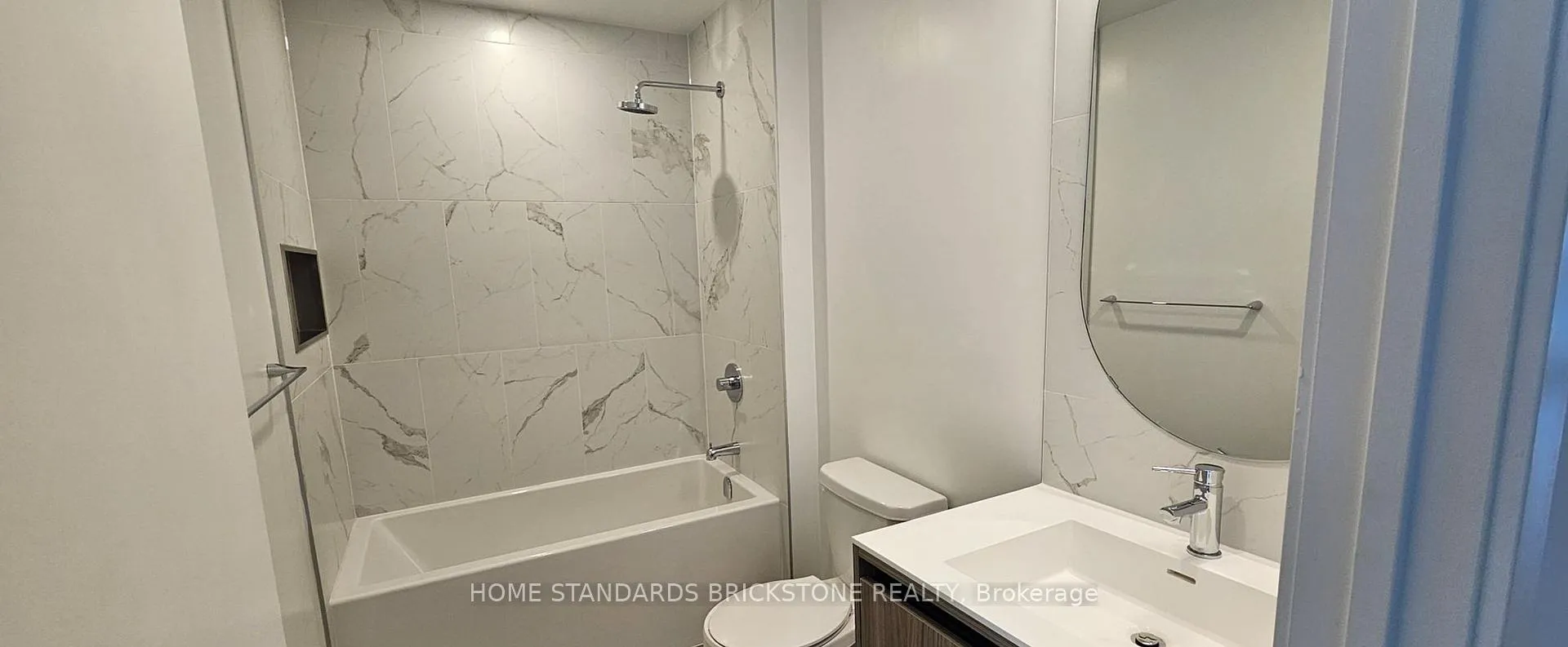Photo 7 of Unit B-431, 7950 Bathurst Street, Vaughan, Beverley Glen — HOMEH