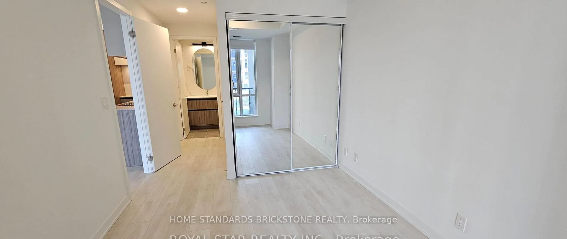 Photo 9 of Unit B-431, 7950 Bathurst Street, Vaughan, Beverley Glen — HOMEH