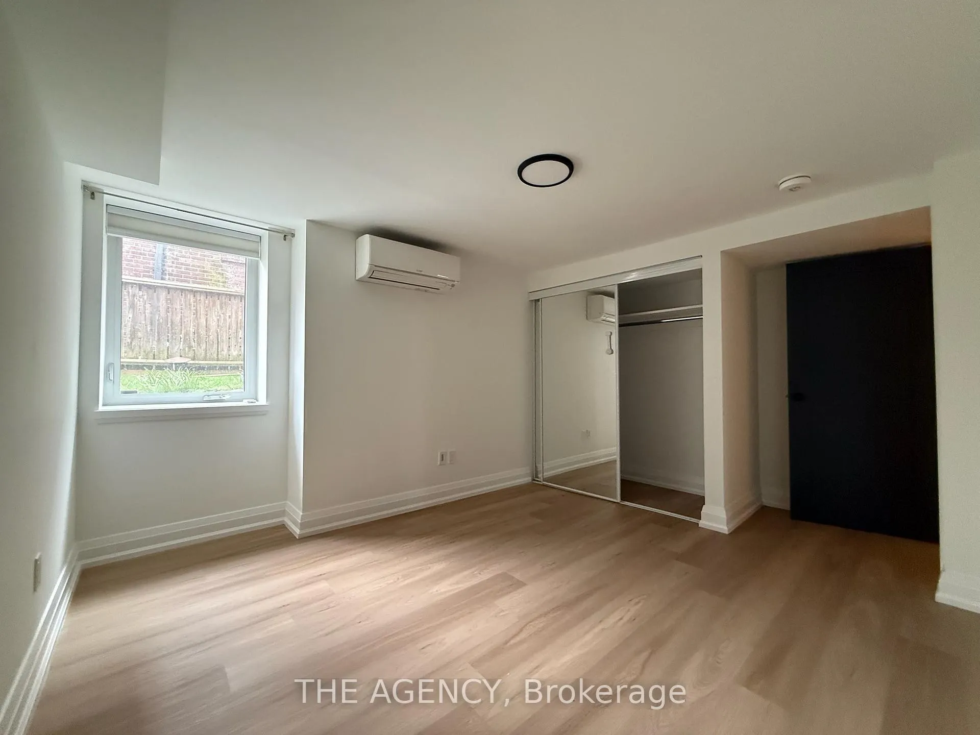 Photo 15 of 31 Oriole Parkway, Toronto, Yonge-St. Clair — HOMEH
