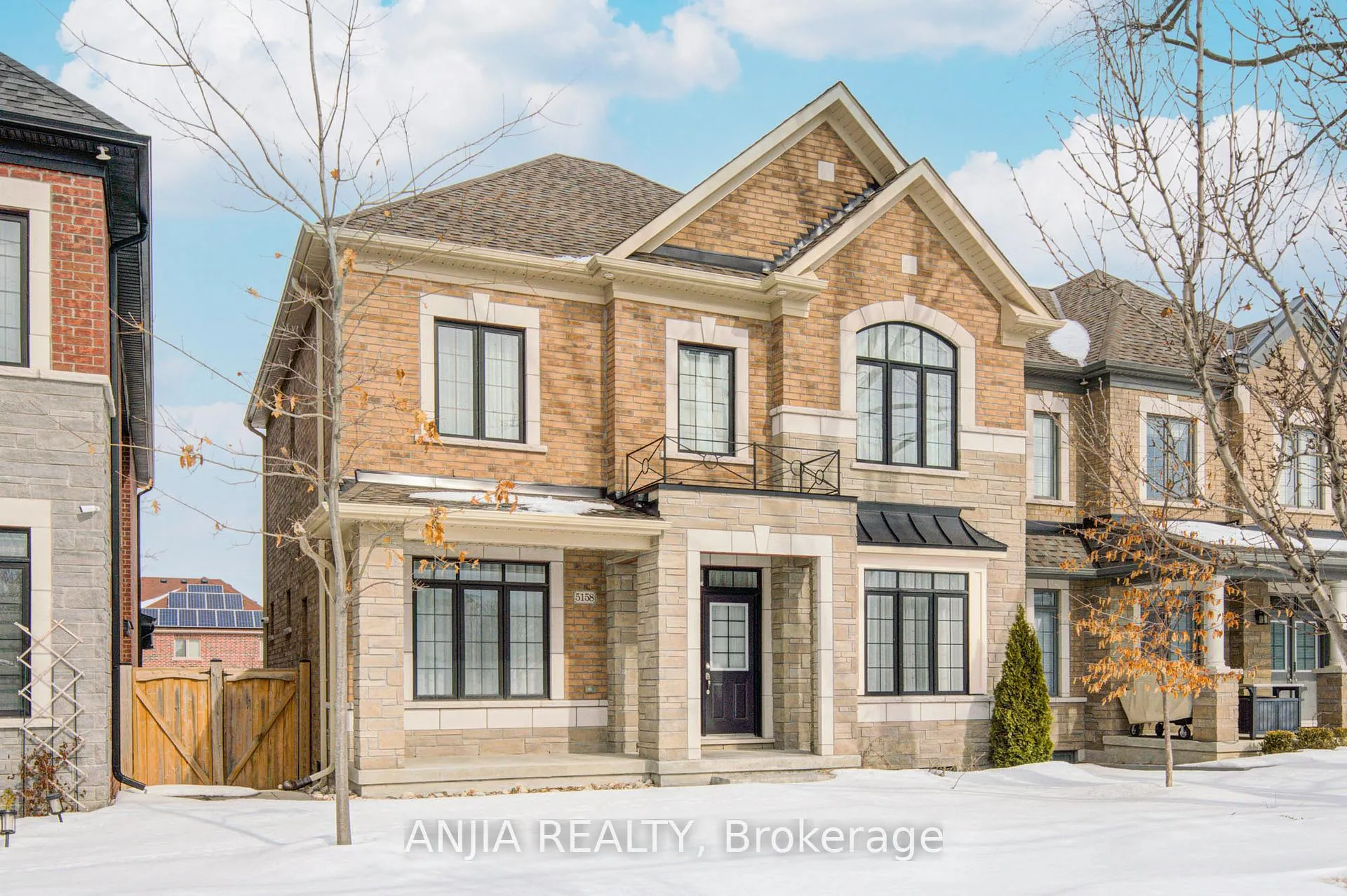 Photo 2 of 5158 16th Avenue, Markham, Berczy — HOMEH