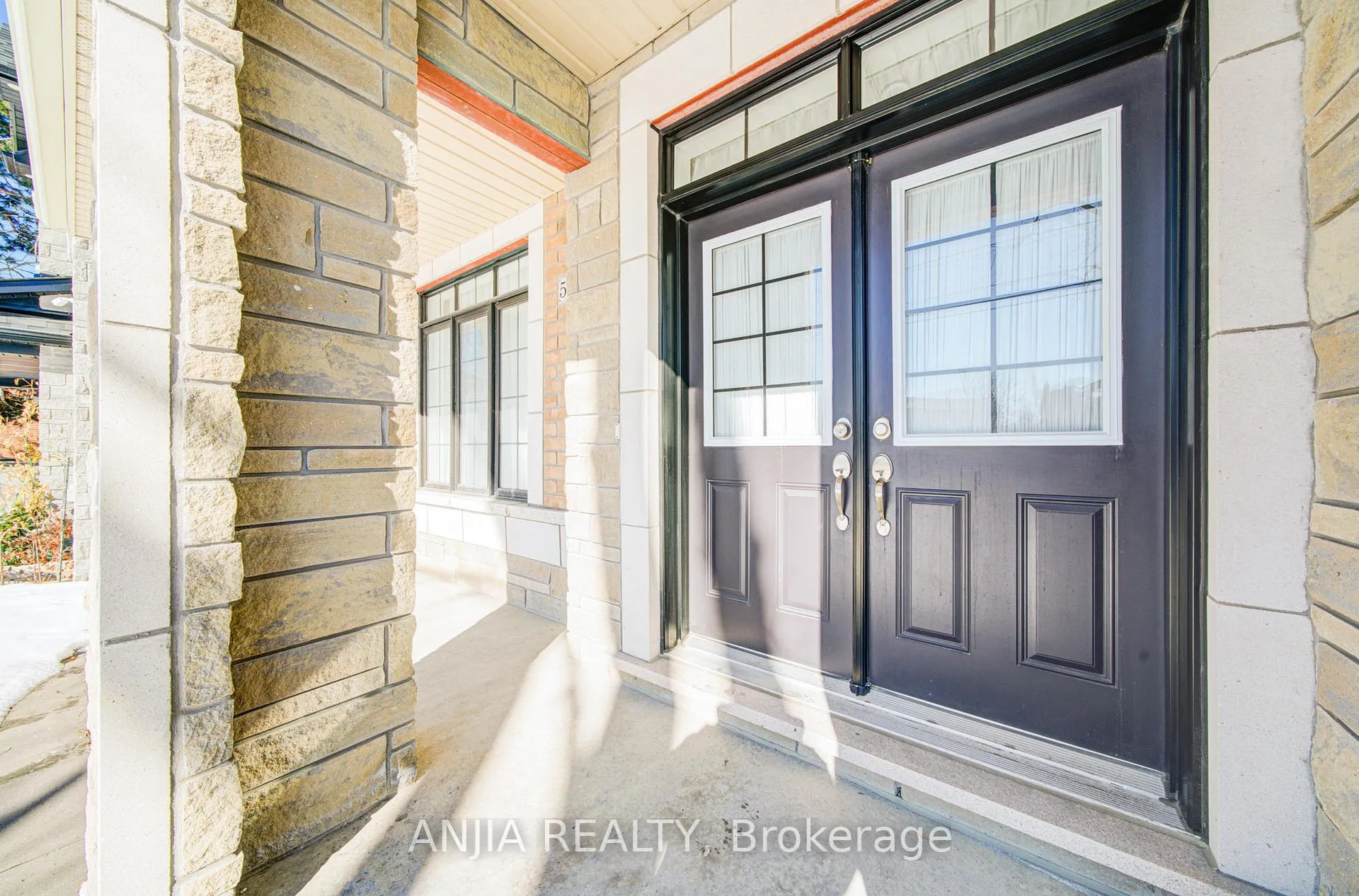 Photo 4 of 5158 16th Avenue, Markham, Berczy — HOMEH