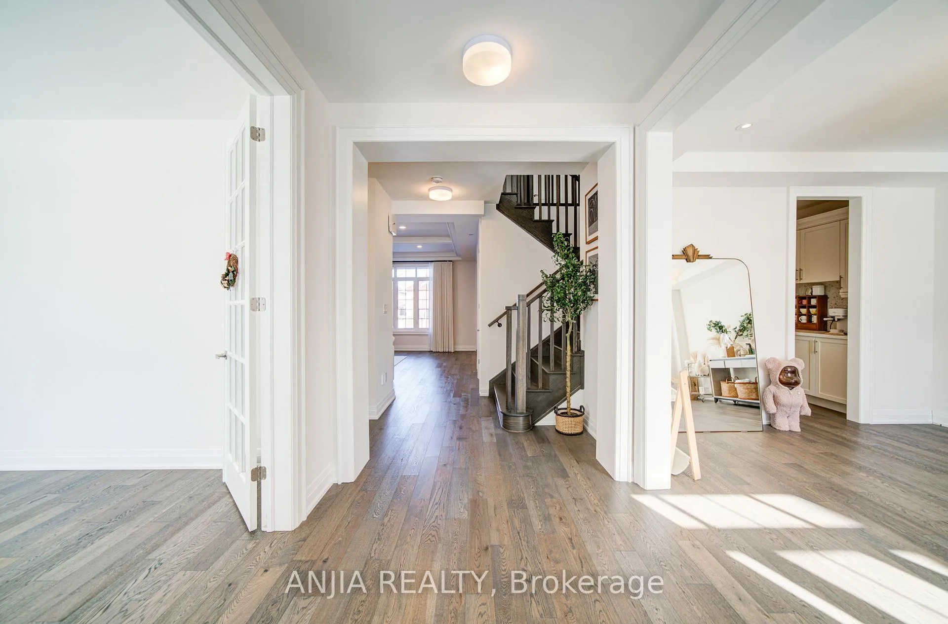 Photo 6 of 5158 16th Avenue, Markham, Berczy — HOMEH