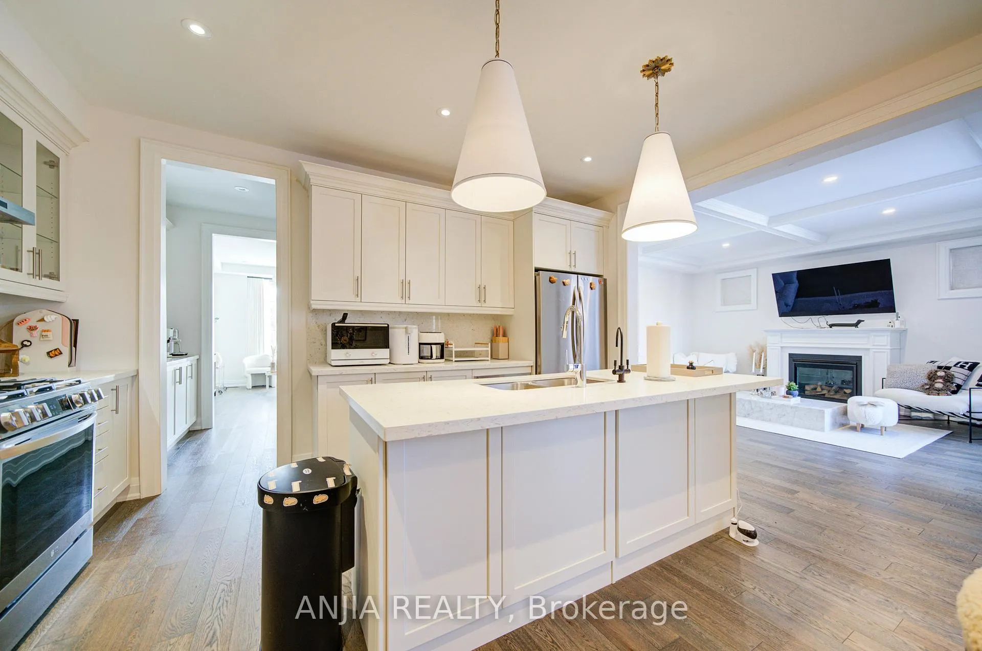 Photo 12 of 5158 16th Avenue, Markham, Berczy — HOMEH