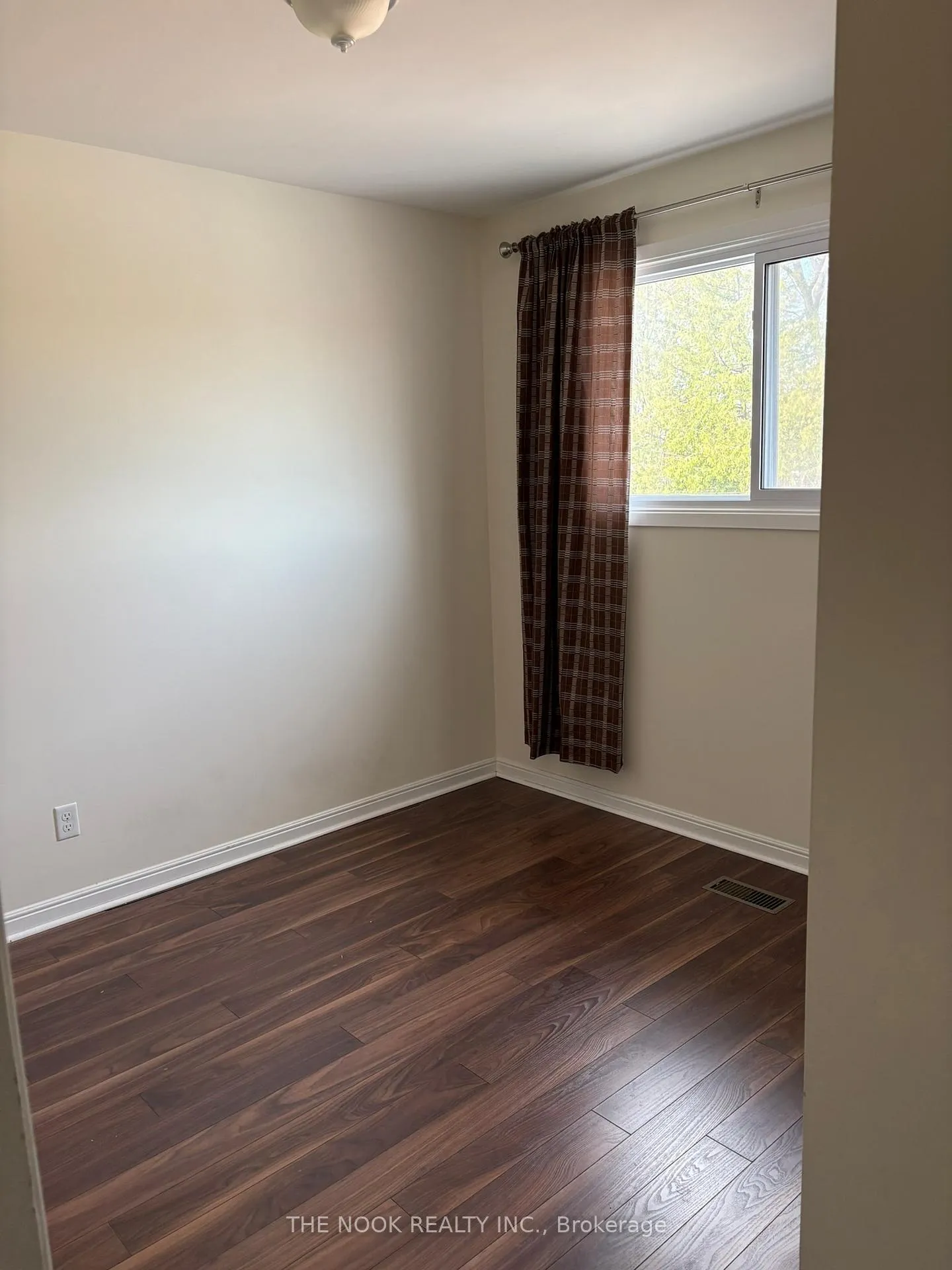 Photo 14 of Unit A, 948 Simcoe Street, Oshawa, Centennial — HOMEH
