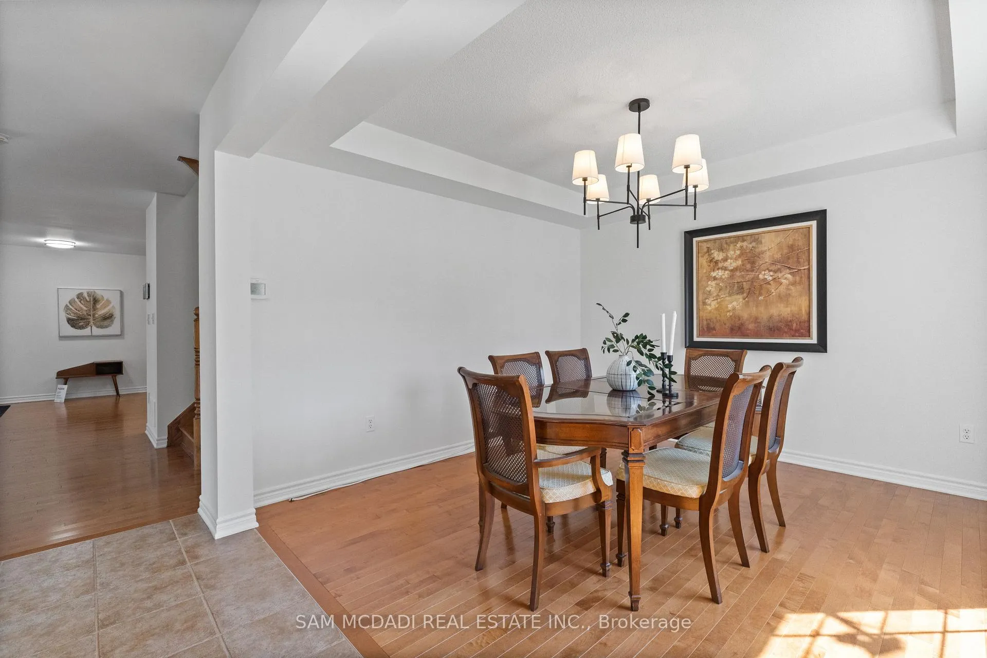 Photo 16 of 35 Haverty Trail, Brampton, Northwest Brampton — HOMEH