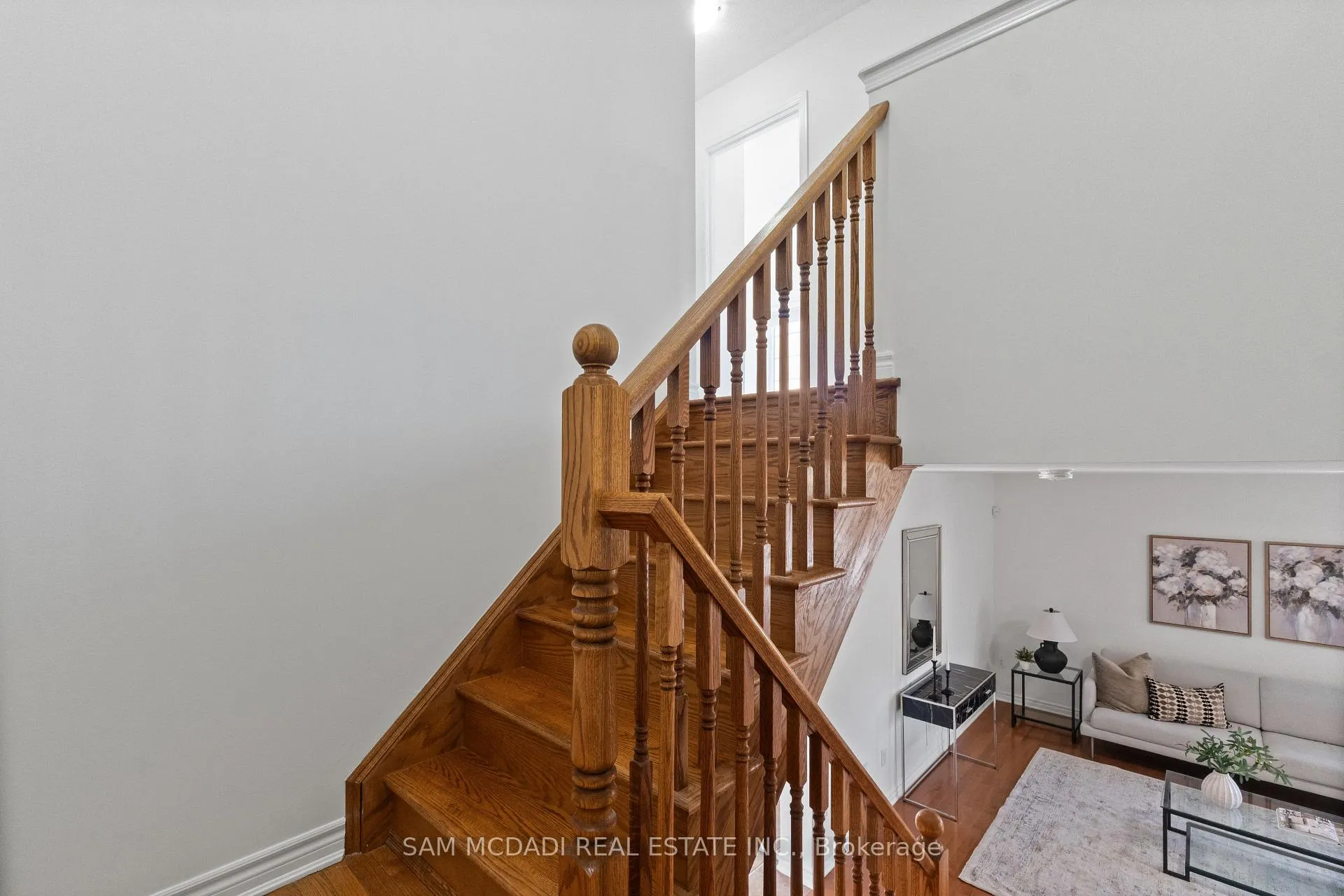 Photo 19 of 35 Haverty Trail, Brampton, Northwest Brampton — HOMEH