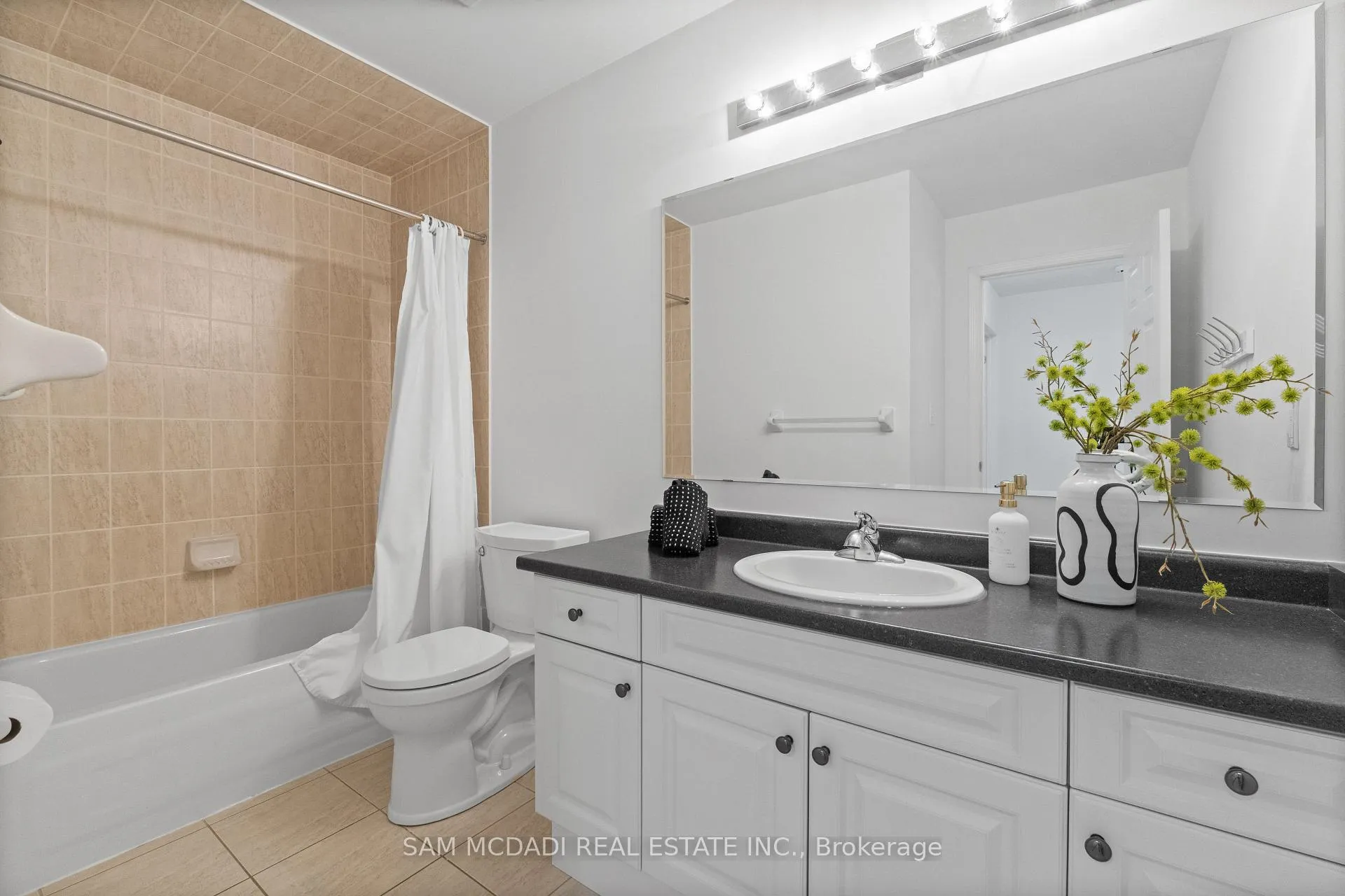 Photo 30 of 35 Haverty Trail, Brampton, Northwest Brampton — HOMEH
