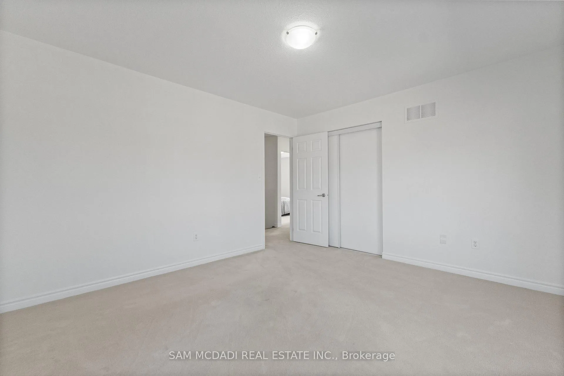 Photo 32 of 35 Haverty Trail, Brampton, Northwest Brampton — HOMEH