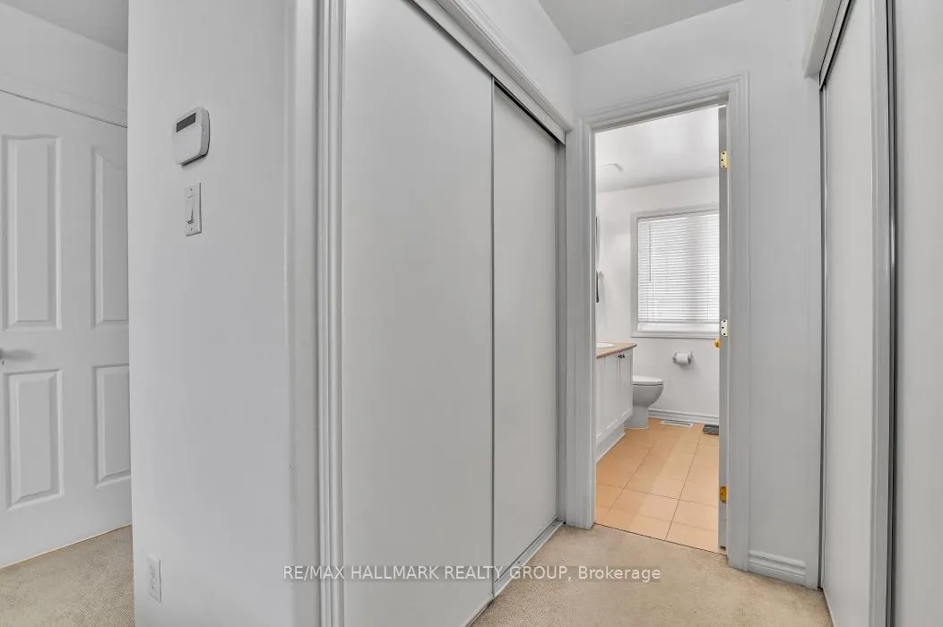Photo 21 of 702 Mud Creek Crescent, Ottawa, Riverside South/Gloucester Glen — HOMEH