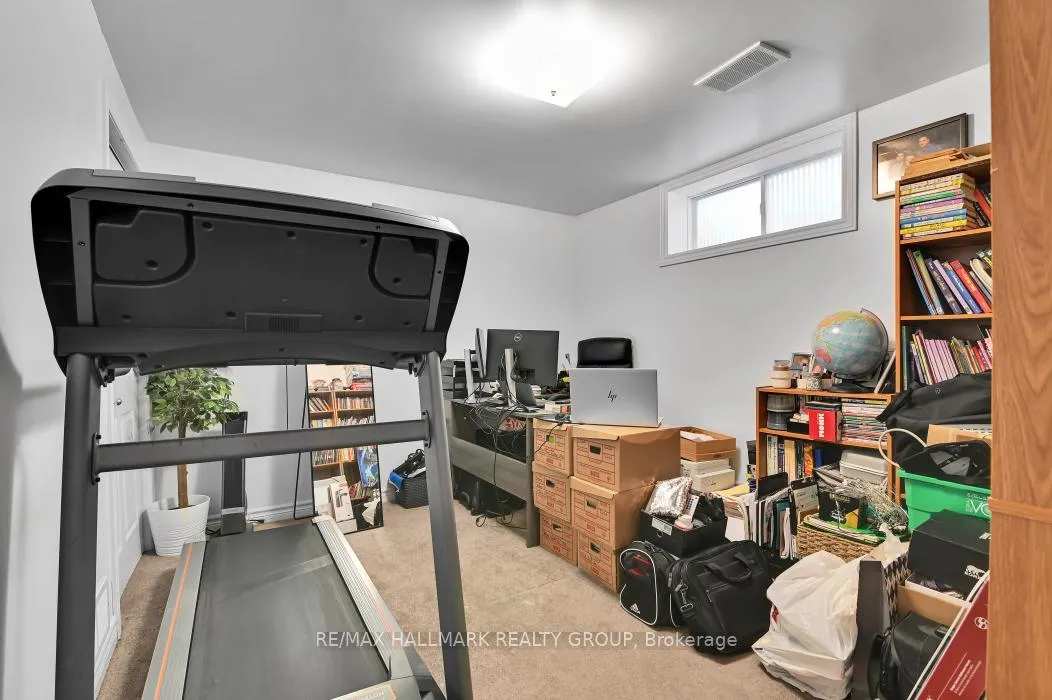 Photo 31 of 702 Mud Creek Crescent, Ottawa, Riverside South/Gloucester Glen — HOMEH