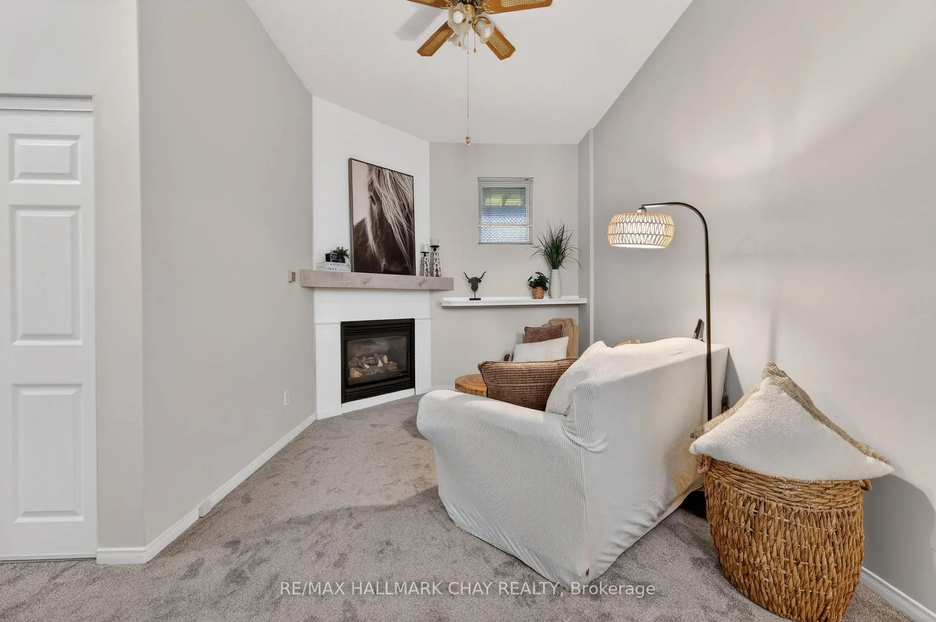 Photo 19 of 194 Wessenger Drive, Barrie, Holly — HOMEH