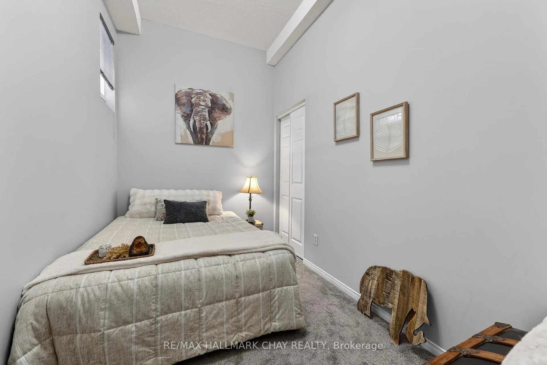 Photo 22 of 194 Wessenger Drive, Barrie, Holly — HOMEH